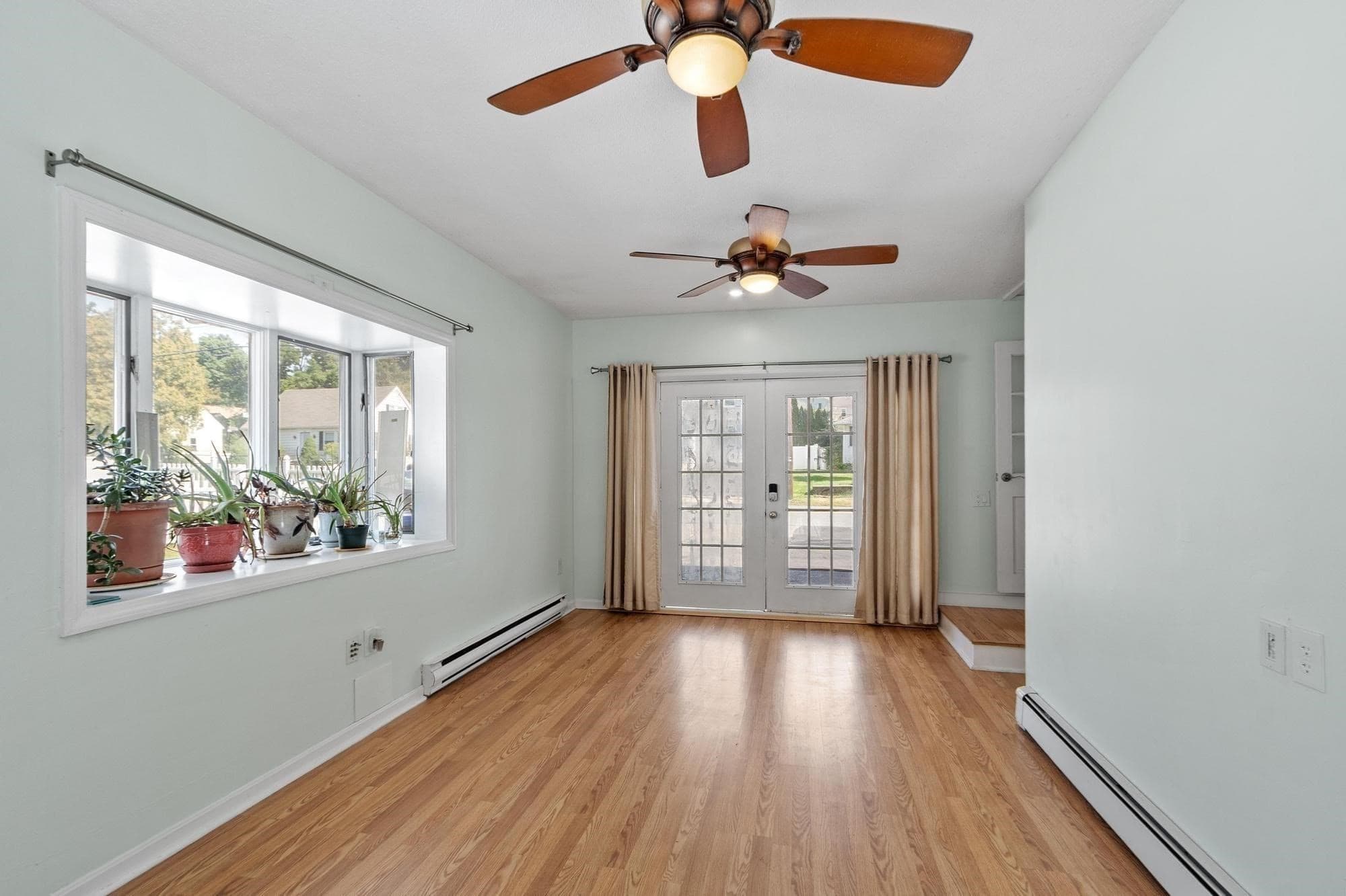 Single Family Residence at 160 Jackson St, Methuen MA 01844, Methuen, photo 7 of 28