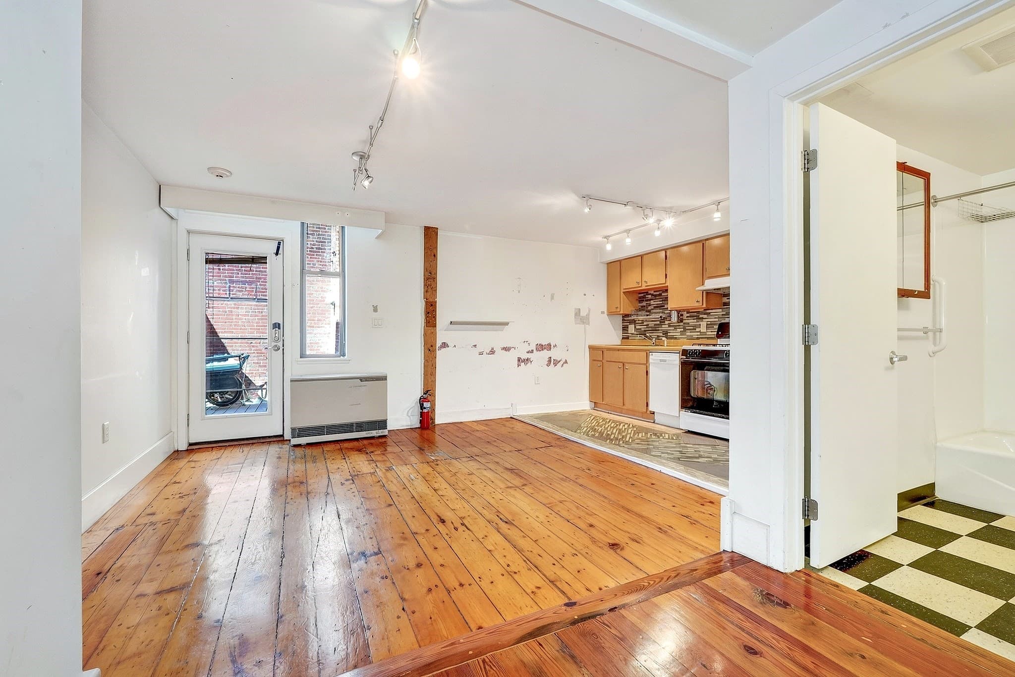 Condominium at 57 Brookside Ave # 12, Boston MA 02130, Boston, photo 14 of 42