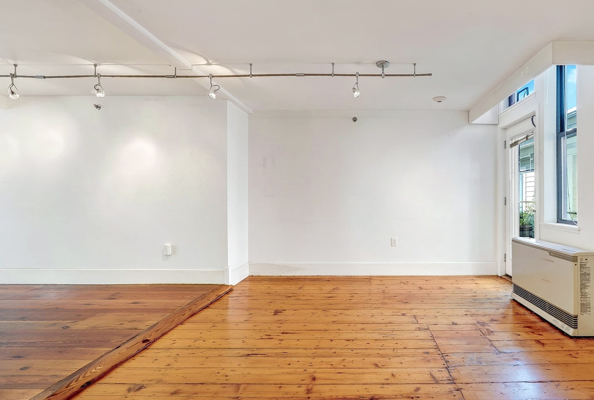 Condominium at 57 Brookside Ave # 12, Boston MA 02130, Boston, photo 21 of 42
