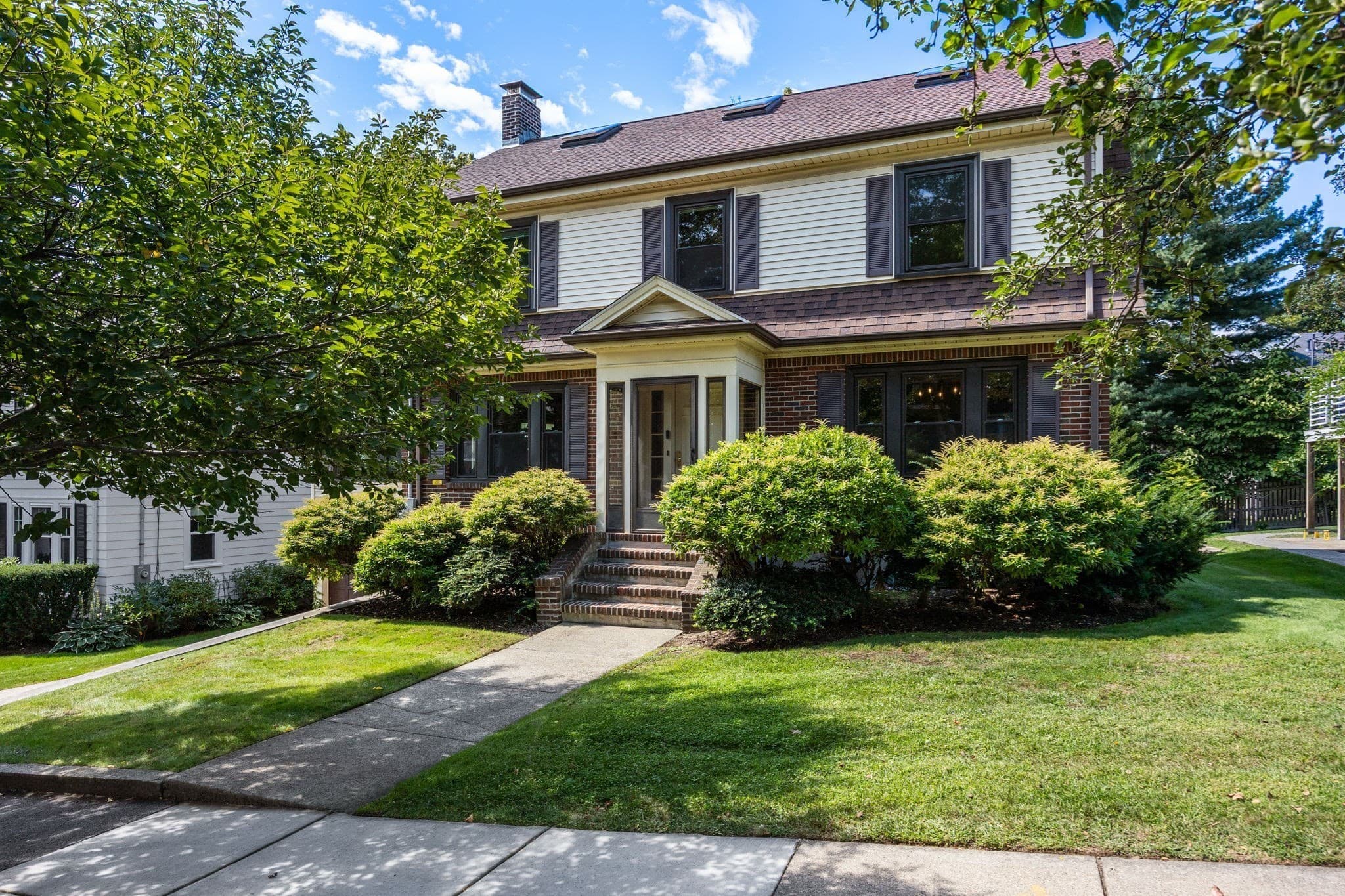 25 Lovell Rd, Watertown MA 02472