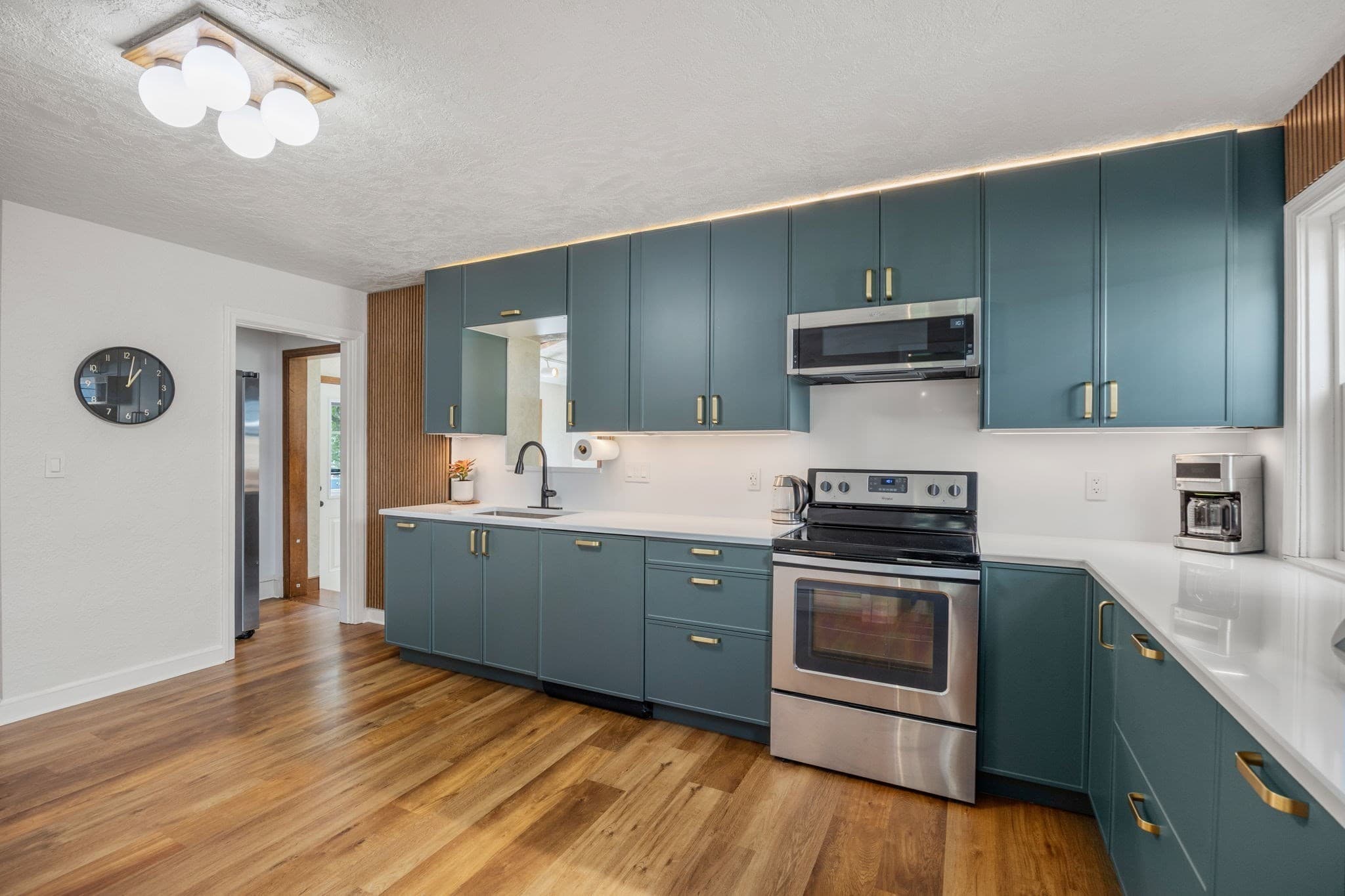 Single Family Residence at 25 Lovell Rd, Watertown MA 02472, Watertown, photo 8 of 23