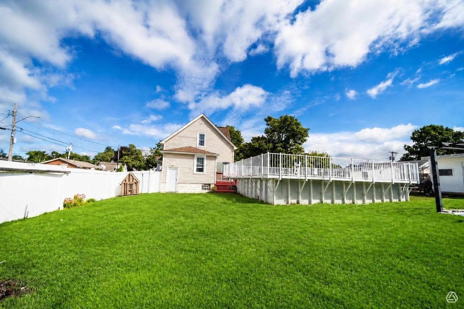 Single Family Residence at 1014 Tacoma St, New Bedford MA 02745, New Bedford, photo 4 of 15