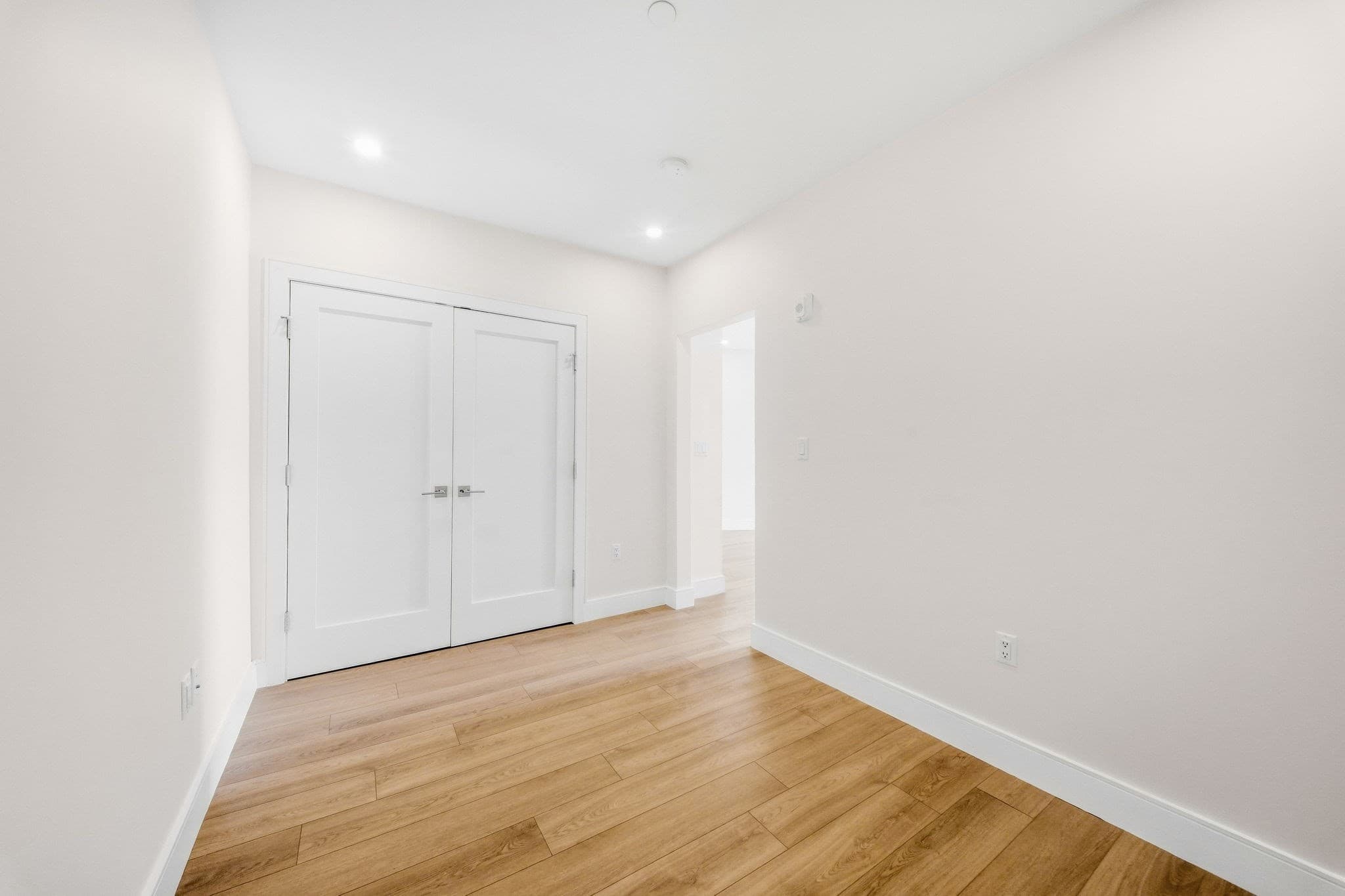 Condominium at 1950 Washington St. # 3F, Boston MA 02118, Boston, photo 17 of 25
