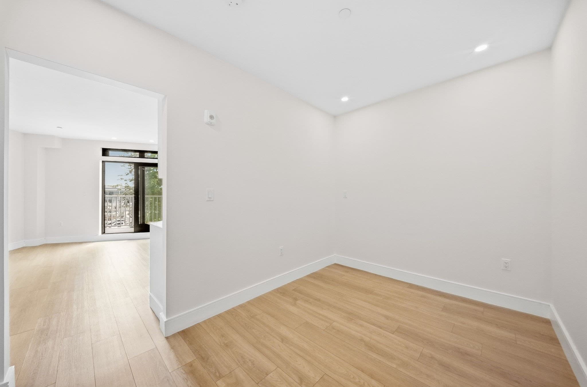 Condominium at 1950 Washington St. # 3F, Boston MA 02118, Boston, photo 16 of 25