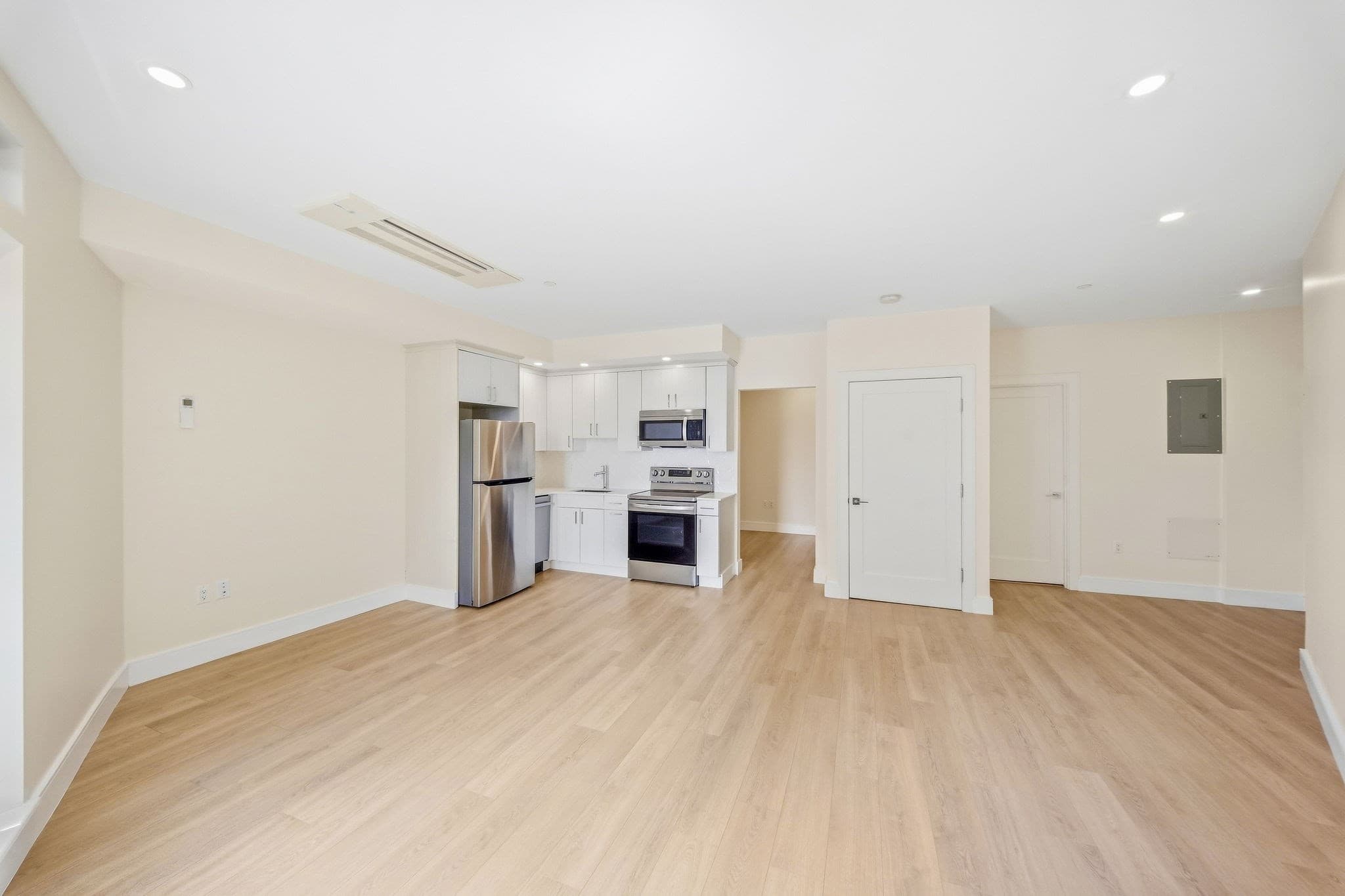 Condominium at 1950 Washington St. # 3F, Boston MA 02118, Boston, photo 19 of 25