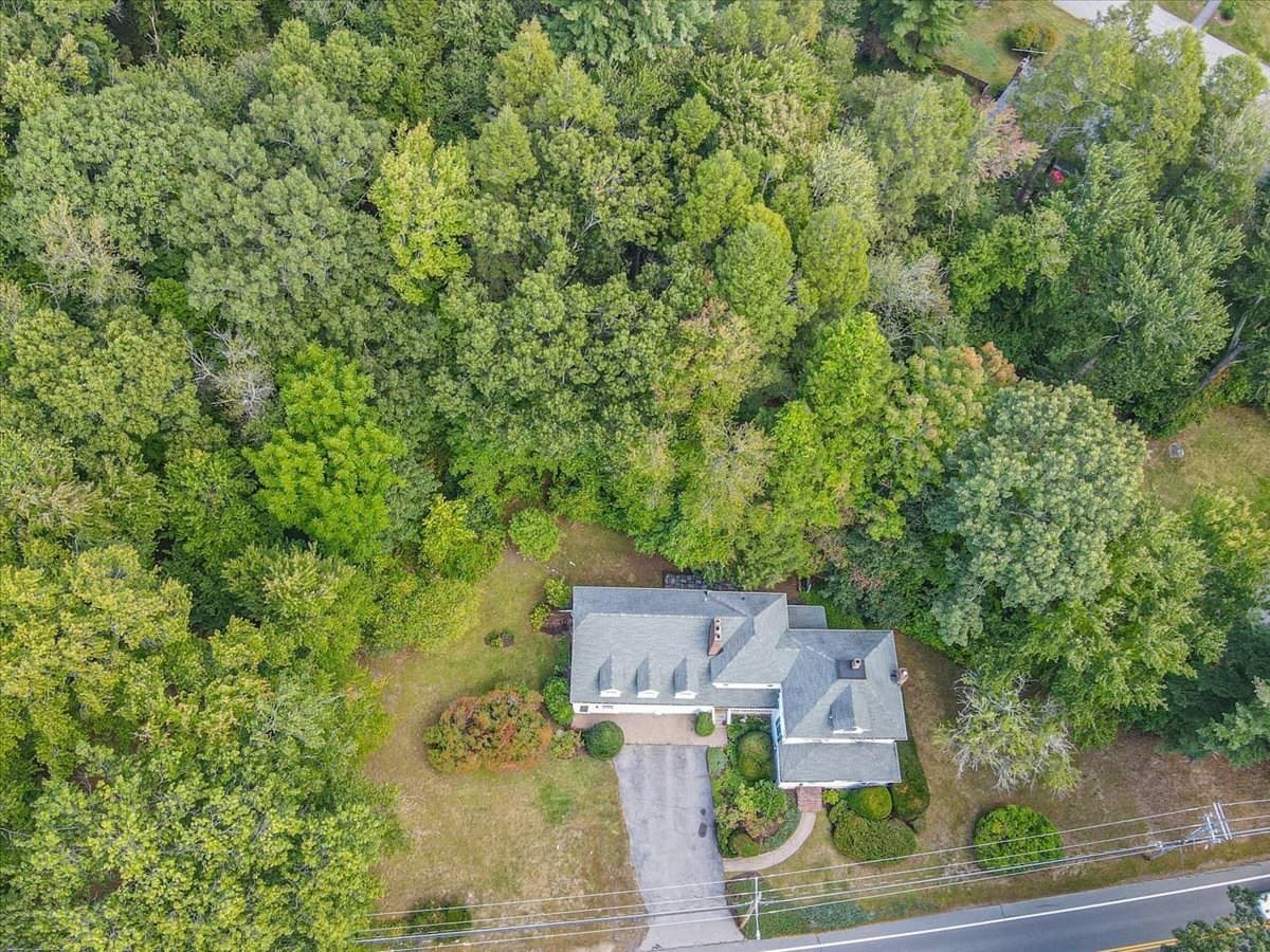 Single Family Residence at 103 Westford St, Chelmsford MA 01824, Chelmsford, photo 7 of 39
