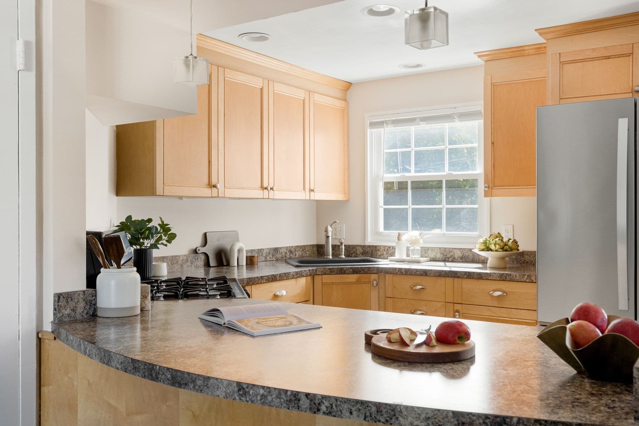 Condominium at 36 Roberts Drive # 36, Bedford MA 01730, Bedford, photo 5 of 15