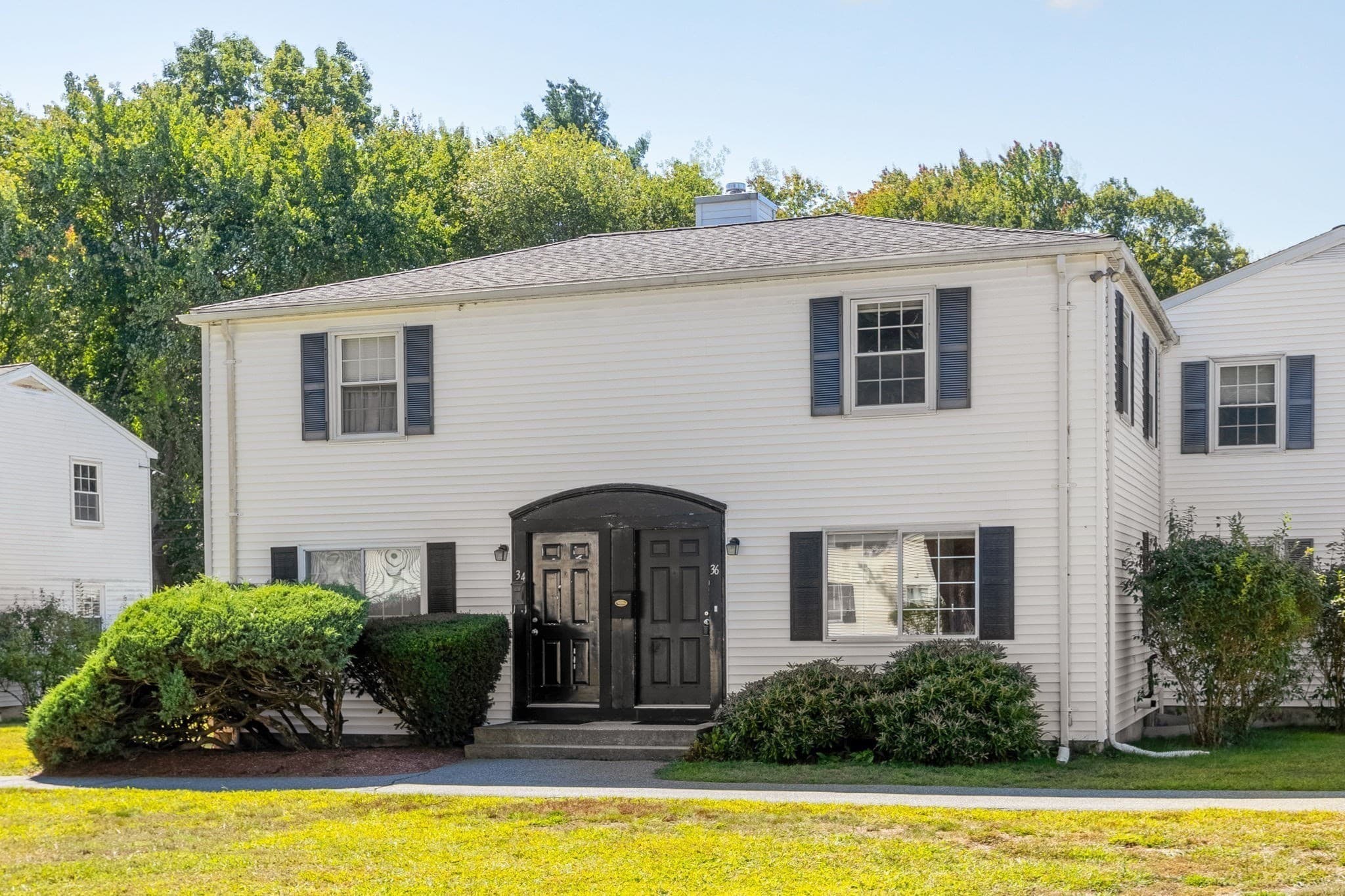 Condominium at 36 Roberts Drive # 36, Bedford MA 01730, Bedford, photo 14 of 15