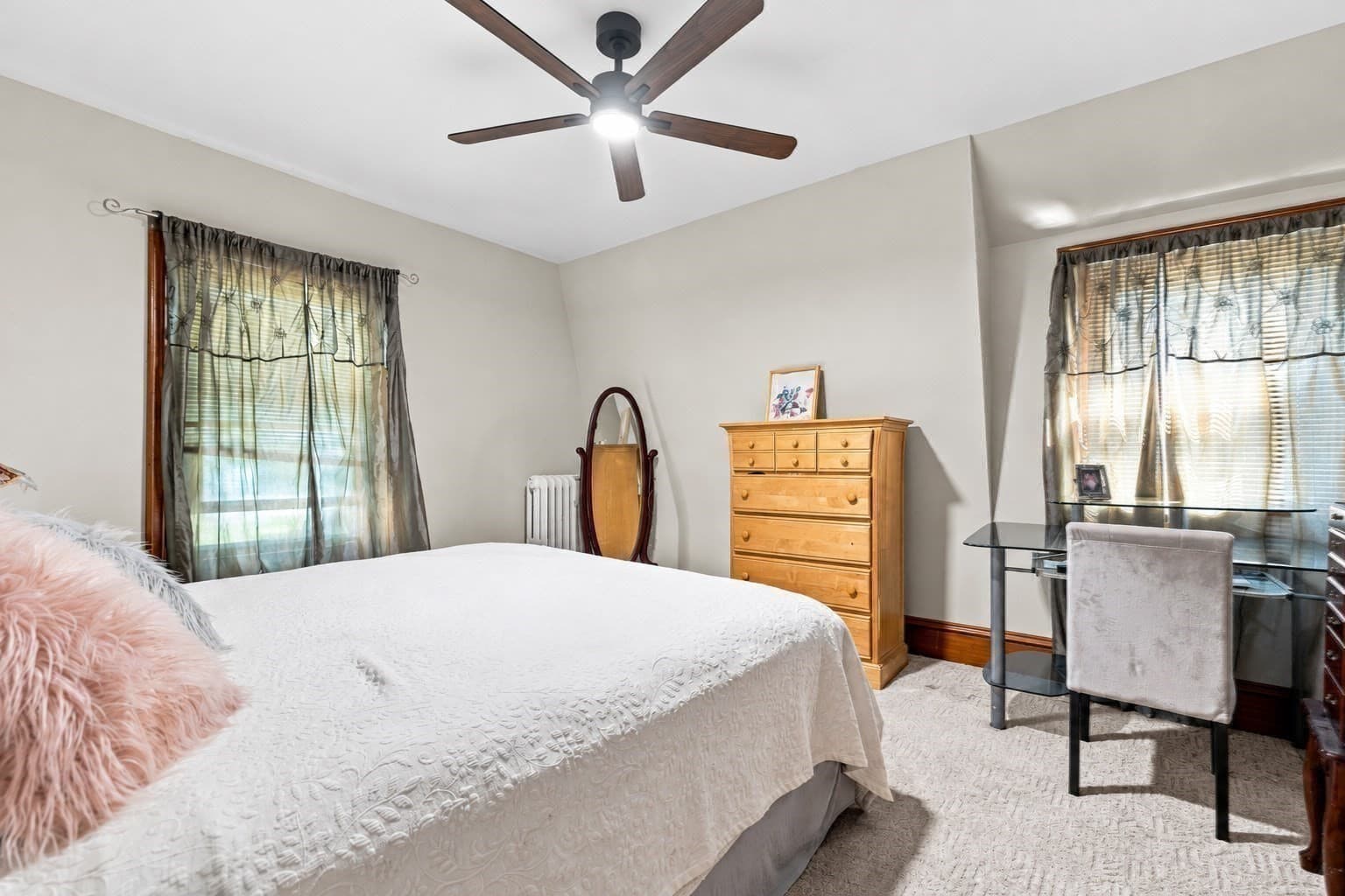 Single Family Residence at 127 Rotch St, New Bedford MA 02740, New Bedford, photo 20 of 29