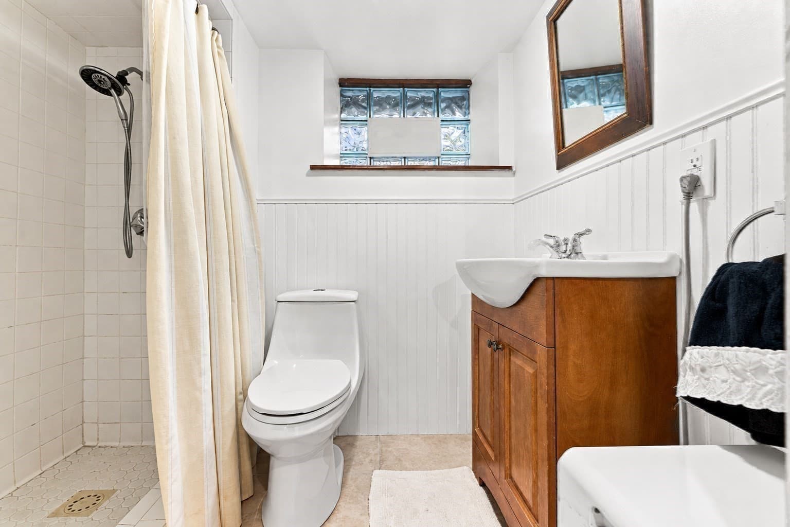 Single Family Residence at 127 Rotch St, New Bedford MA 02740, New Bedford, photo 29 of 29