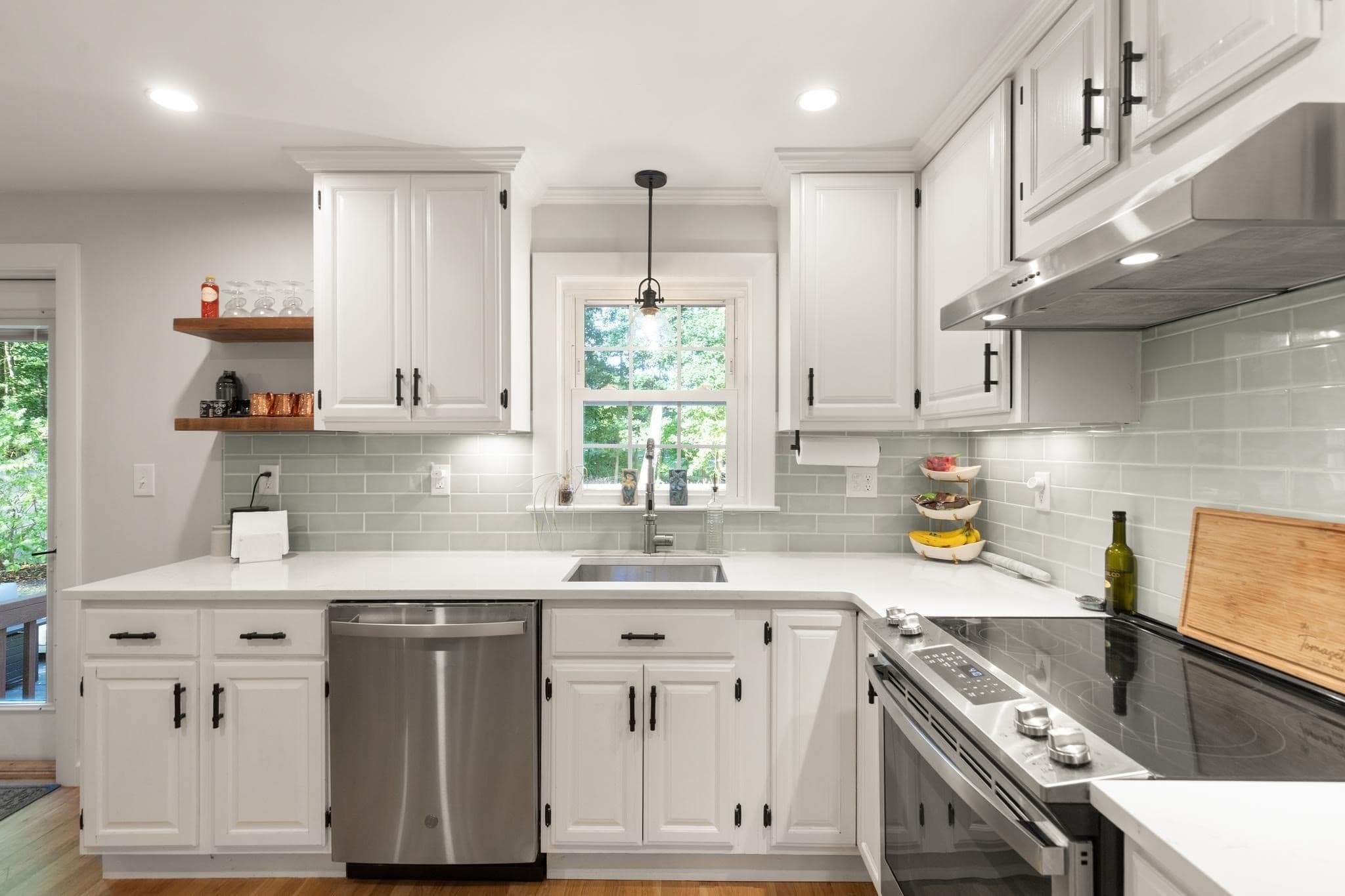 Single Family Residence at 17 Cogswell Ave, Beverly MA 01915, Beverly, photo 12 of 33