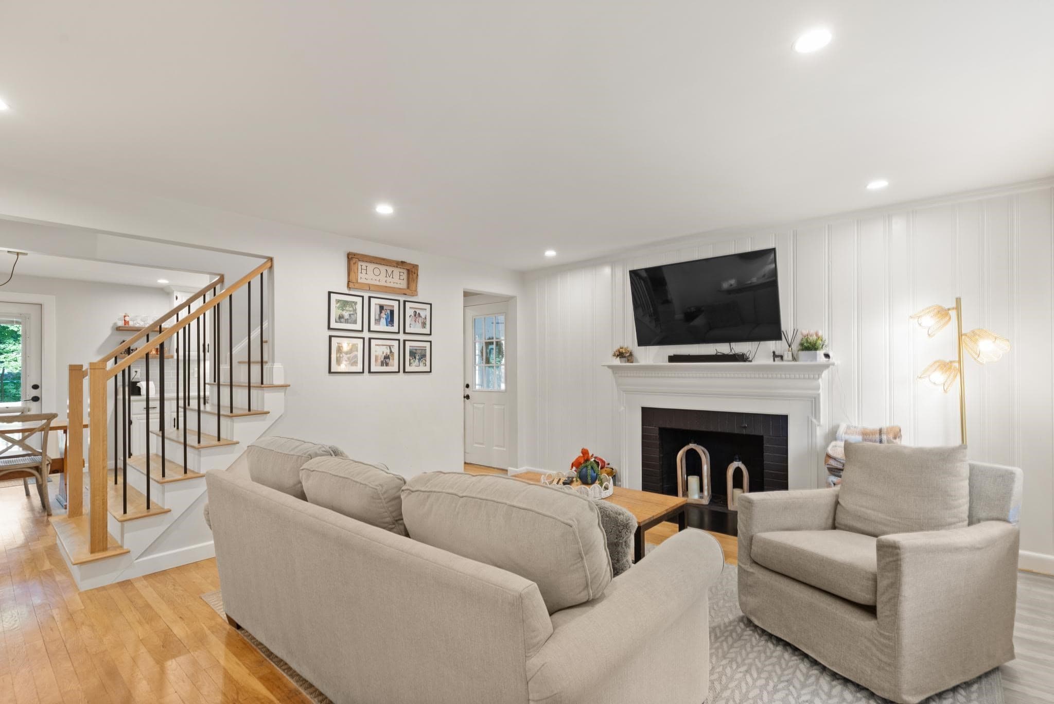 Single Family Residence at 17 Cogswell Ave, Beverly MA 01915, Beverly, photo 7 of 33