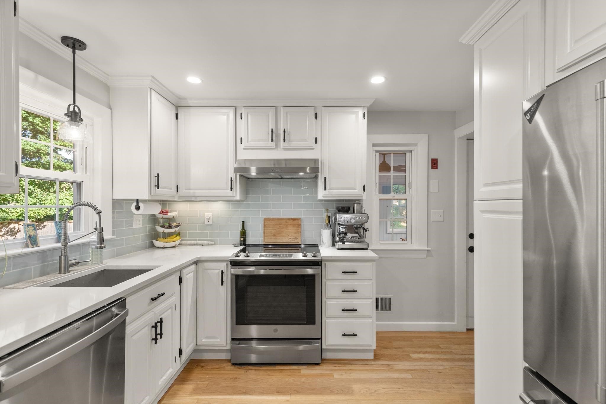 Single Family Residence at 17 Cogswell Ave, Beverly MA 01915, Beverly, photo 11 of 33