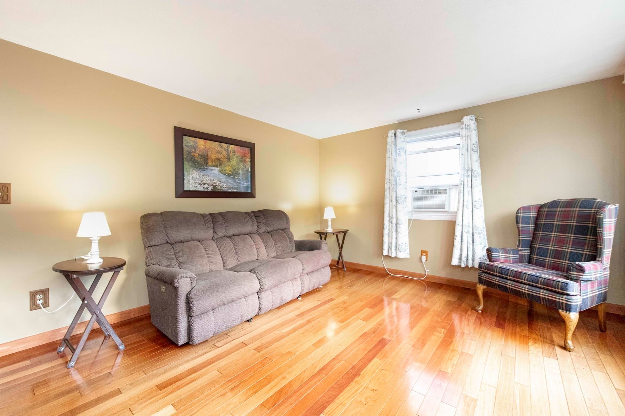 Single Family Residence at 283 Harriet, Cumberland RI 02864, Cumberland, photo 9 of 40