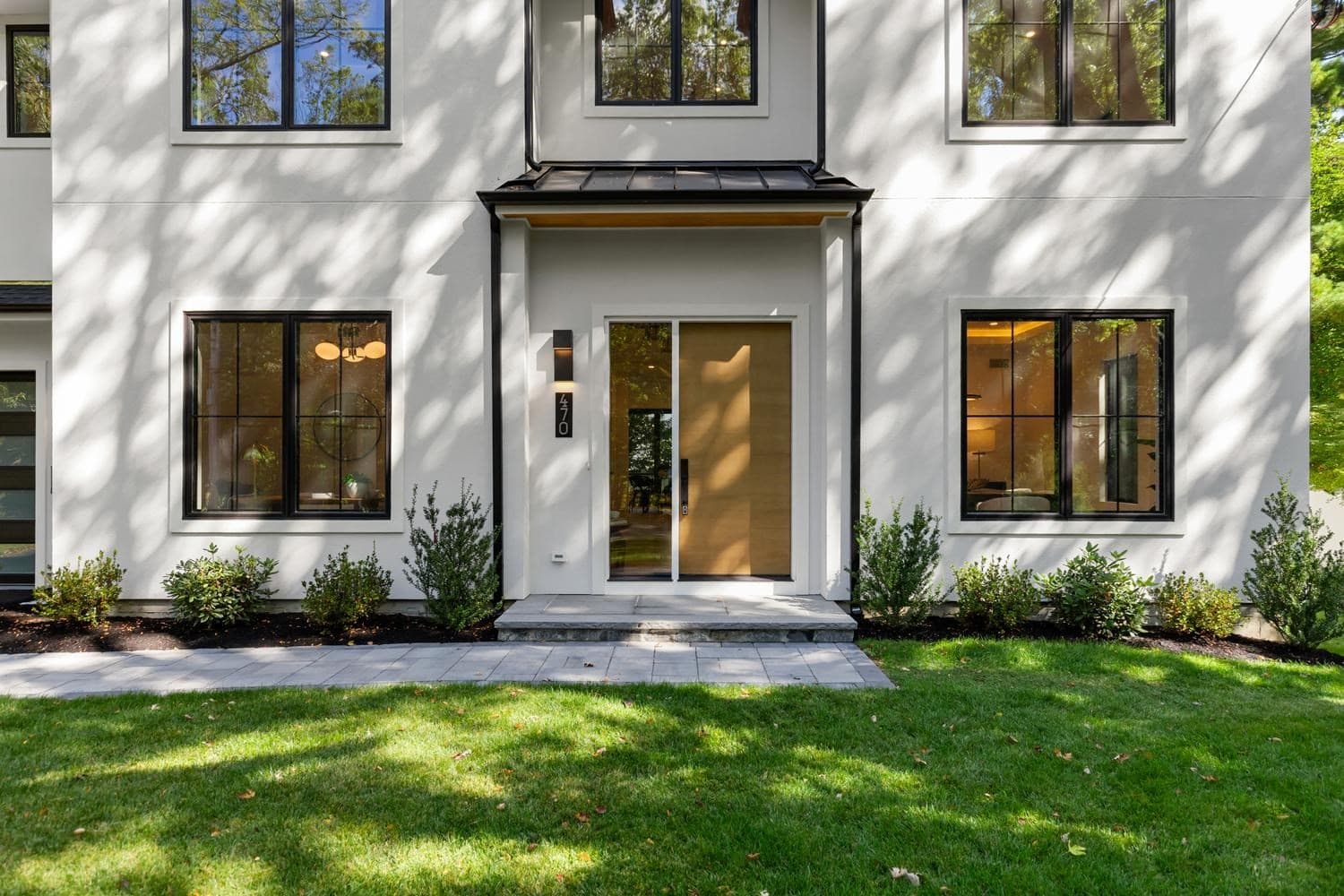 Single Family Residence at 470 Quinobequin, Newton MA 02468, Newton, photo 3 of 42