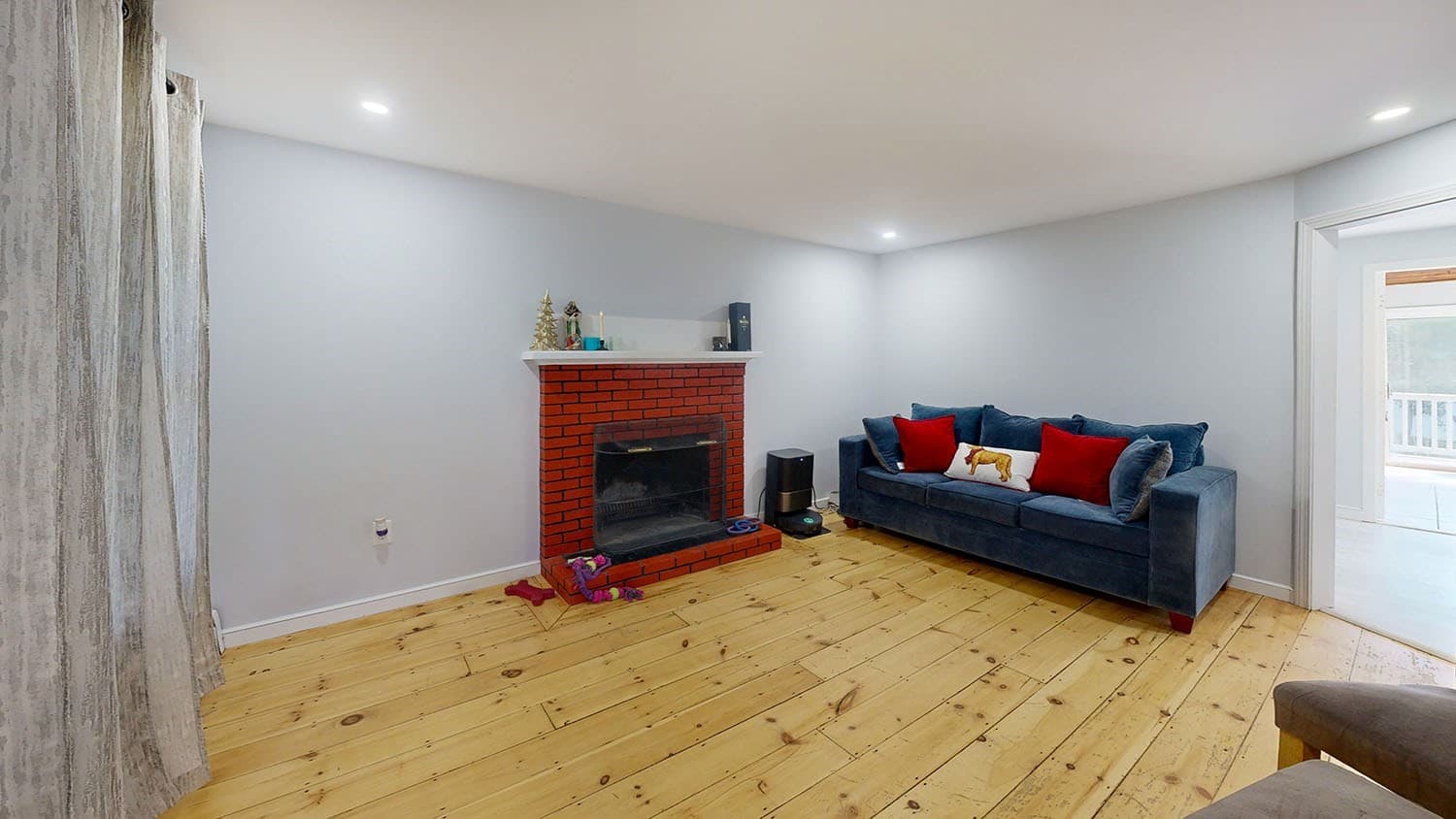 Single Family Residence at 1 Esther Dr, Milford MA 01757, Milford, photo 4 of 28