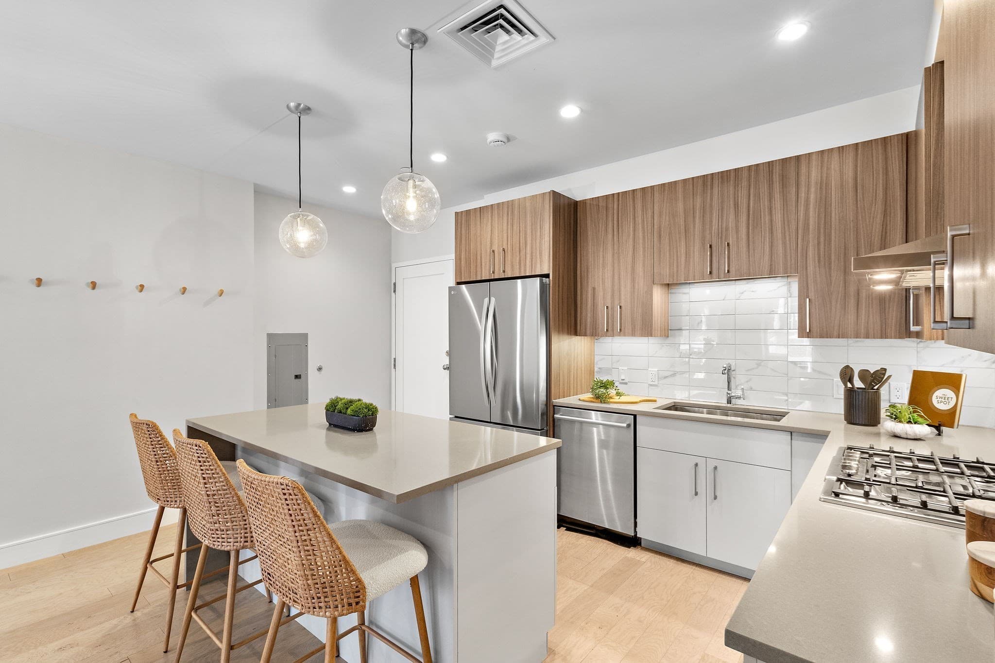 Condominium at 50 Symphony Rd # 201, Boston MA 02115, photo 9 of 19