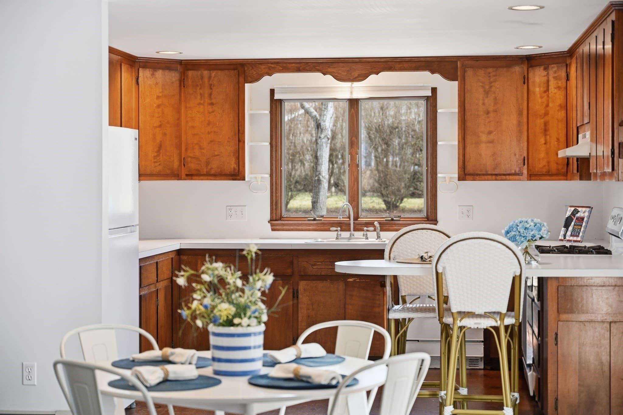 Single Family Residence at 32 Tip Cart Dr, Chatham MA 02633, Chatham, photo 3 of 27