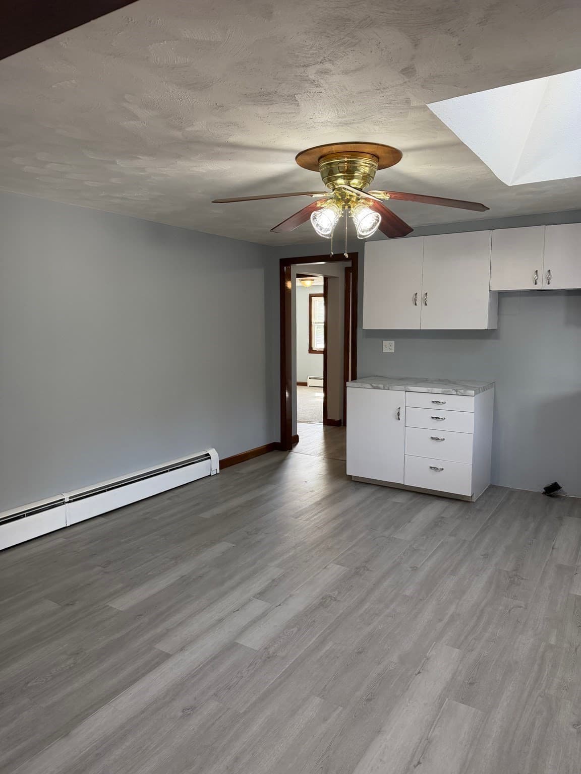 Single Family Residence at 16 Bluemer Rd, Southampton MA 01073, Southampton, photo 10 of 40