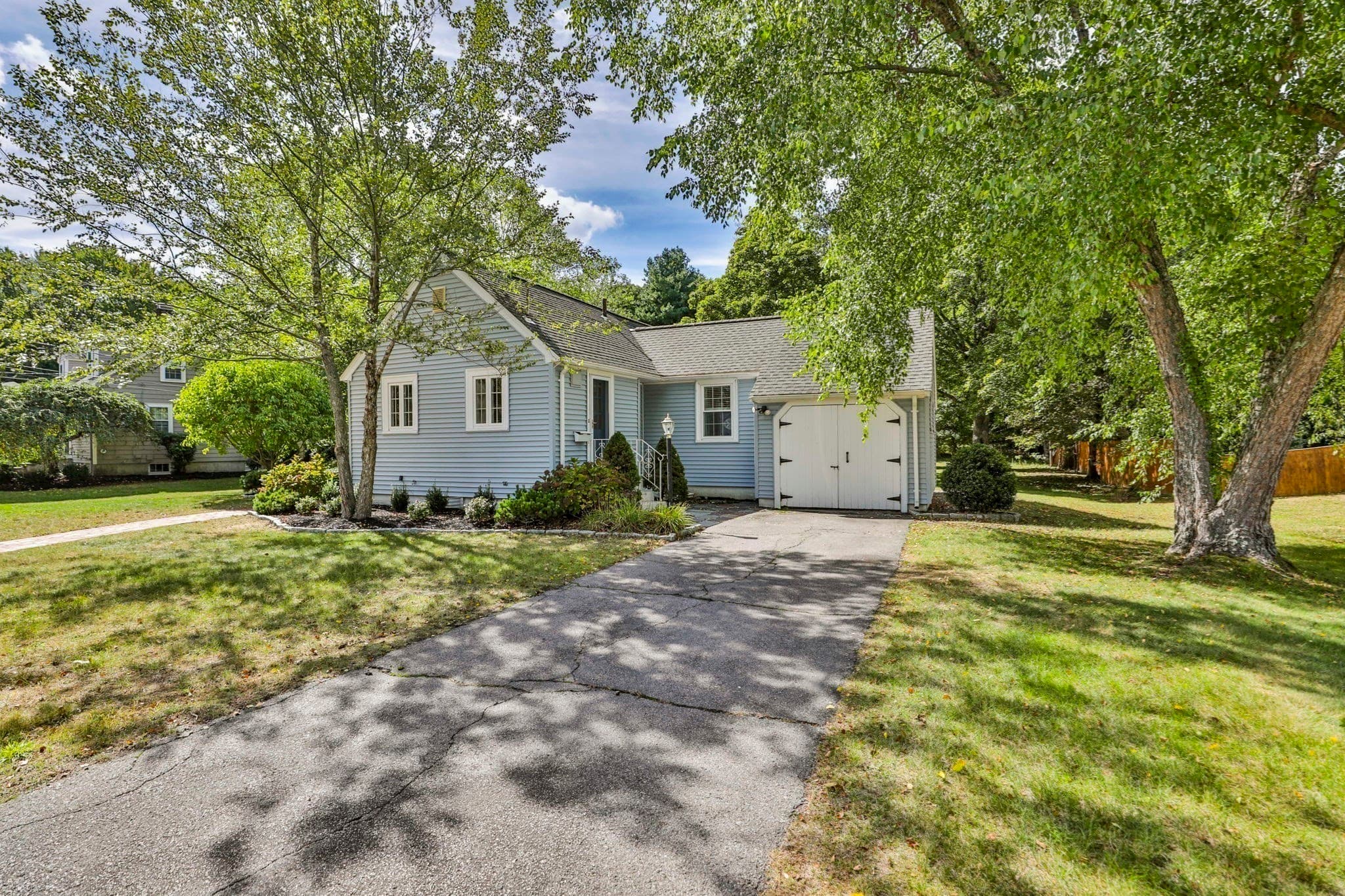 Single Family Residence at 37 Mingo St, Milton MA 02186, Milton, photo 2 of 23