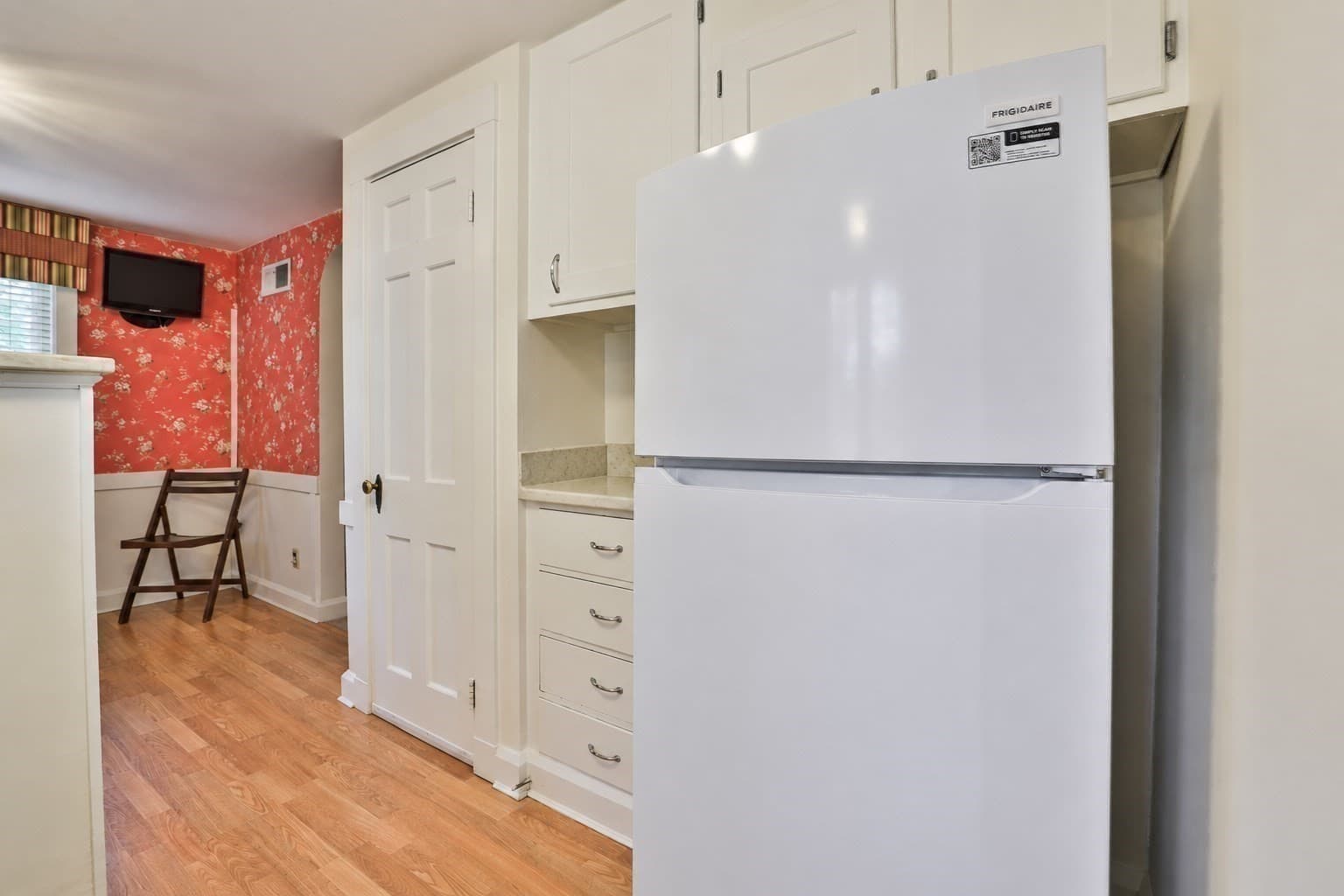 Single Family Residence at 37 Mingo St, Milton MA 02186, Milton, photo 12 of 23