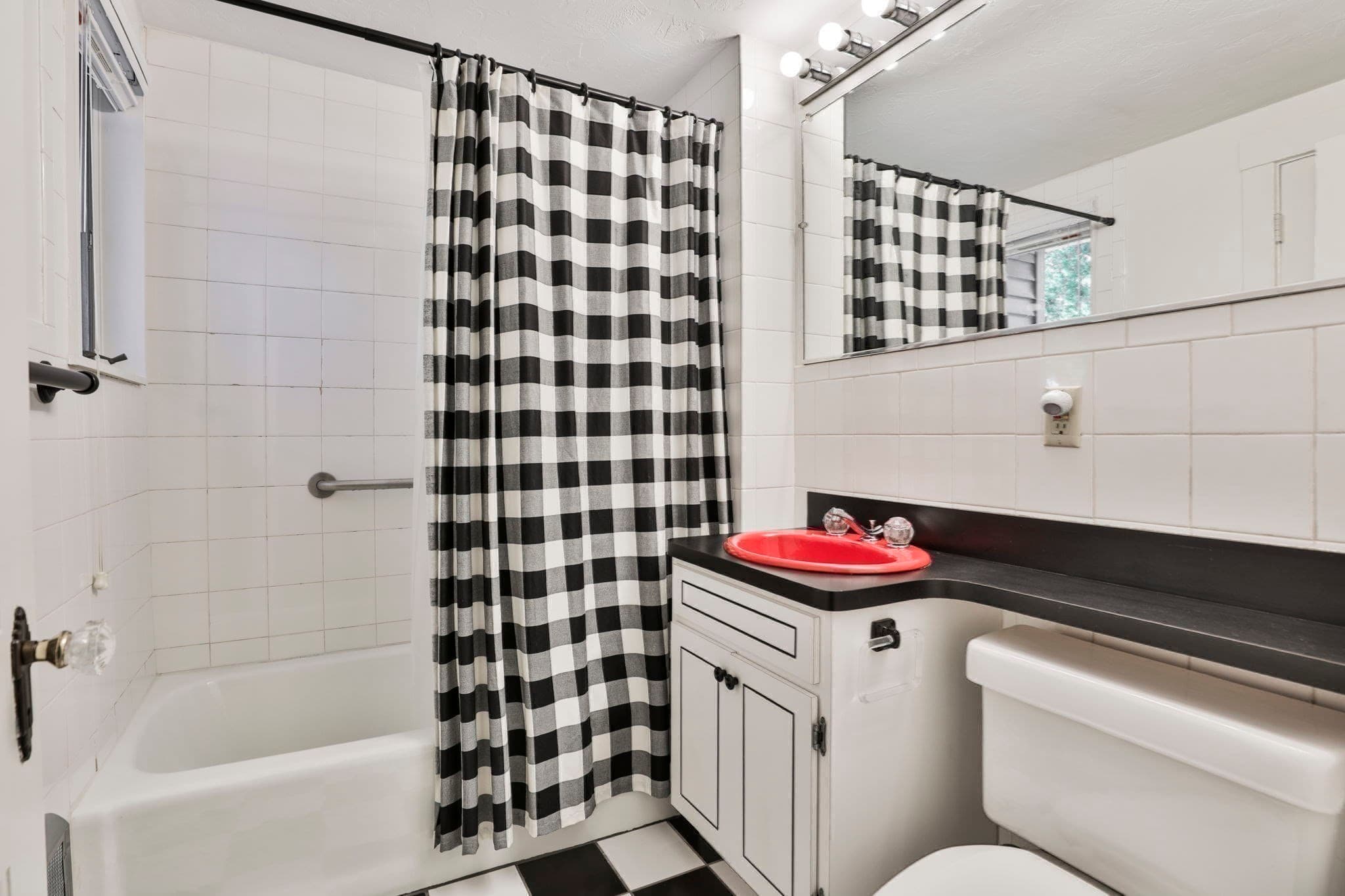Single Family Residence at 37 Mingo St, Milton MA 02186, Milton, photo 19 of 23