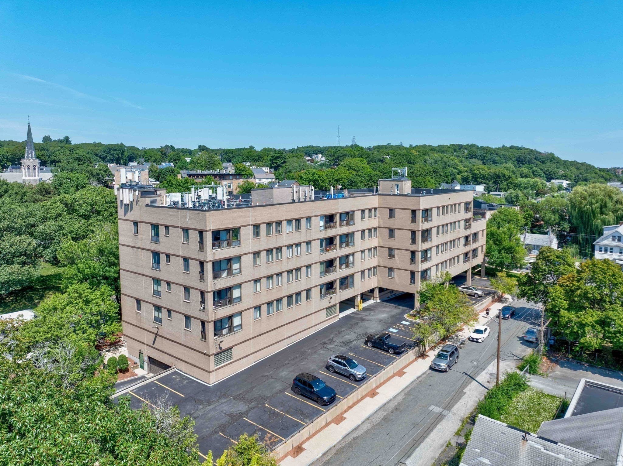 Condominium at 59-65 Valley Street # 4B, Medford MA 02155, Medford, photo 3 of 32