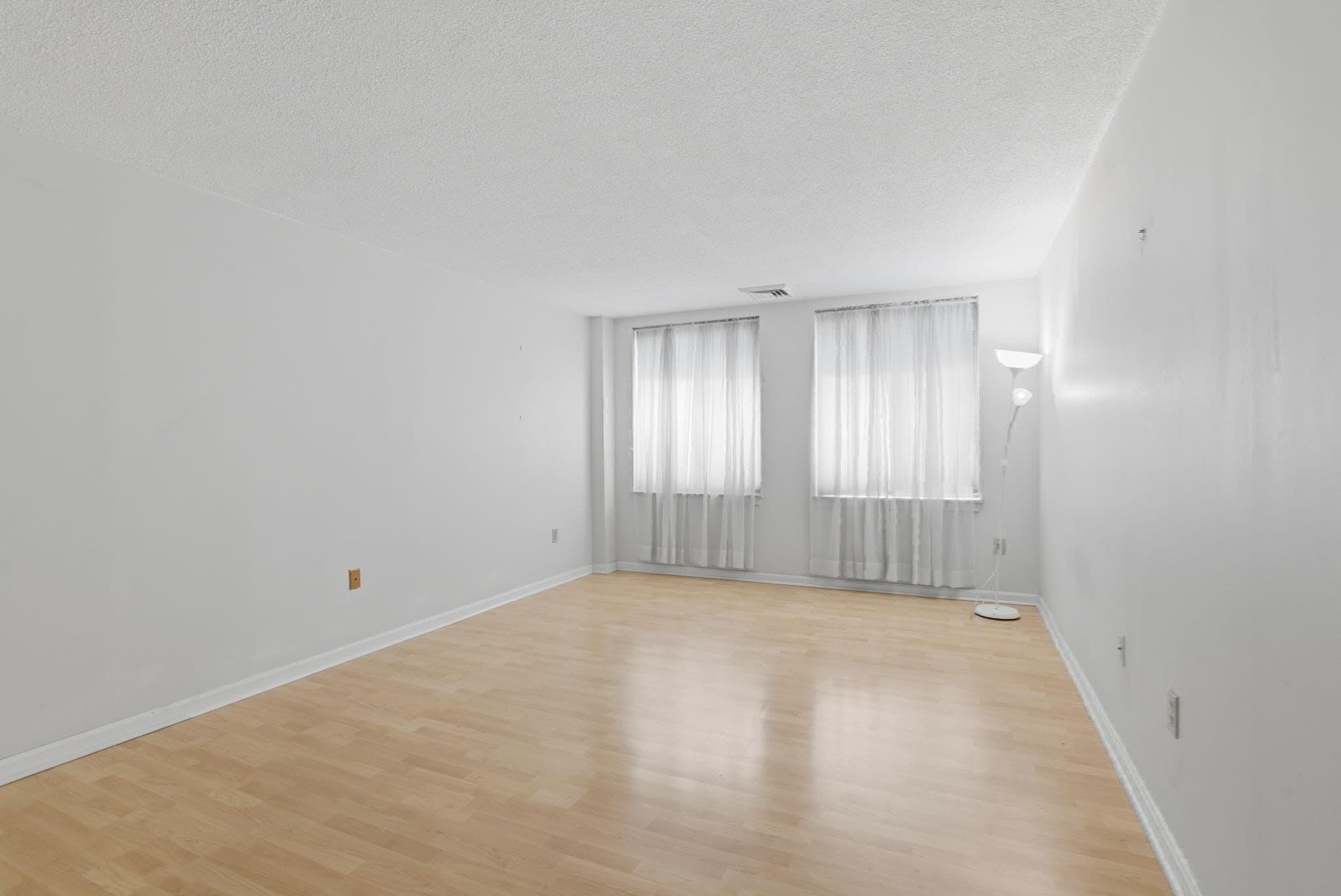 Condominium at 59-65 Valley Street # 4B, Medford MA 02155, Medford, photo 19 of 32