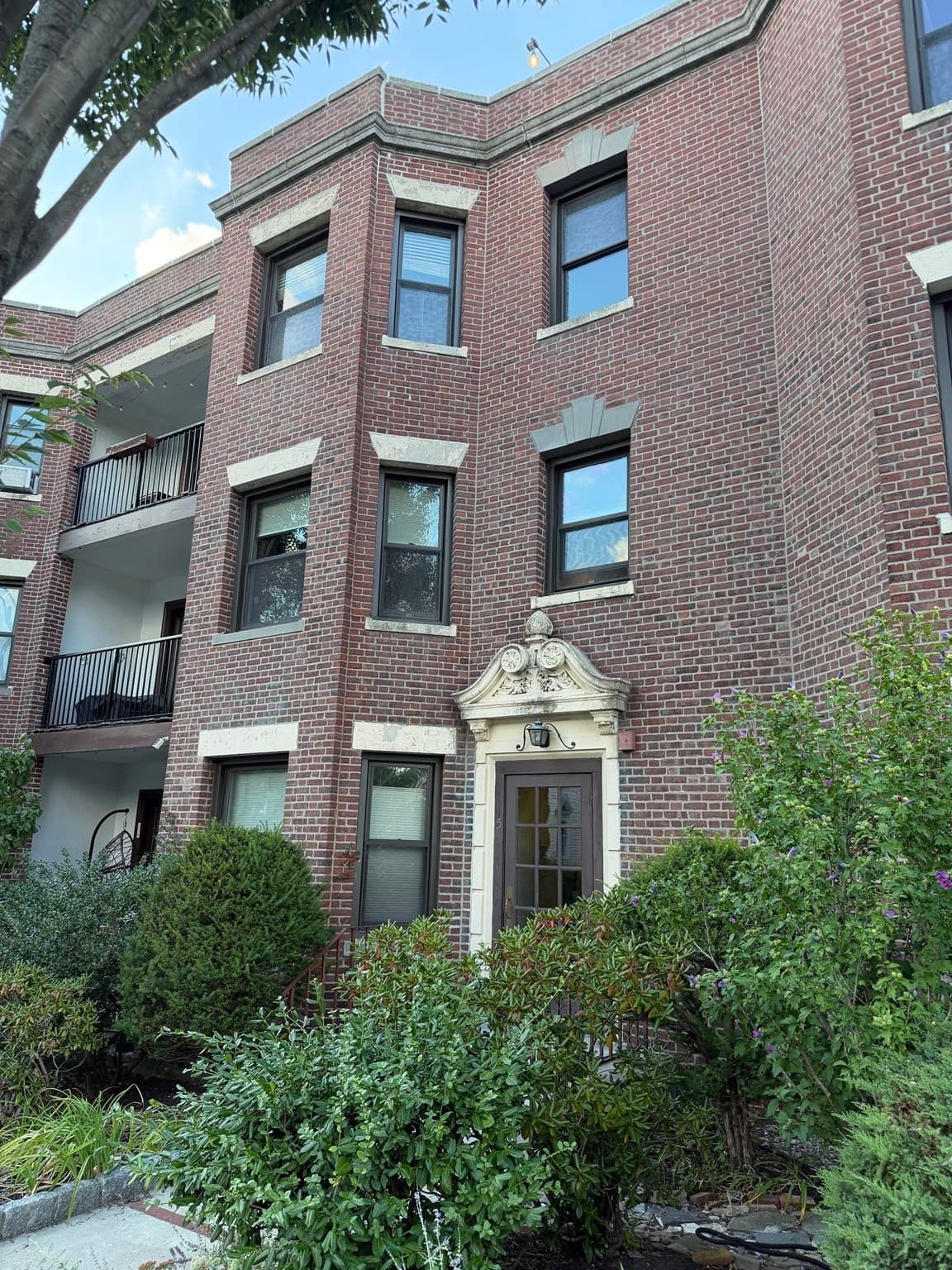5 South St # 3, Boston MA 02135