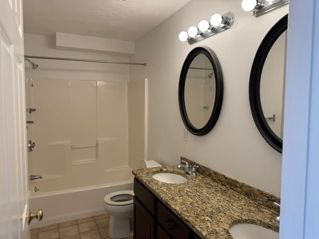 Attached (Townhouse/Rowhouse/Duplex) at 9 Grove Street # 1, Woburn MA 01801, photo 17 of 33