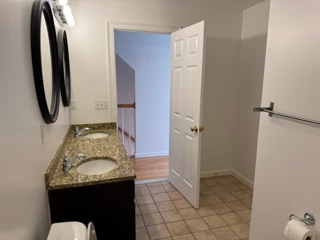 Attached (Townhouse/Rowhouse/Duplex) at 9 Grove Street # 1, Woburn MA 01801, photo 16 of 33