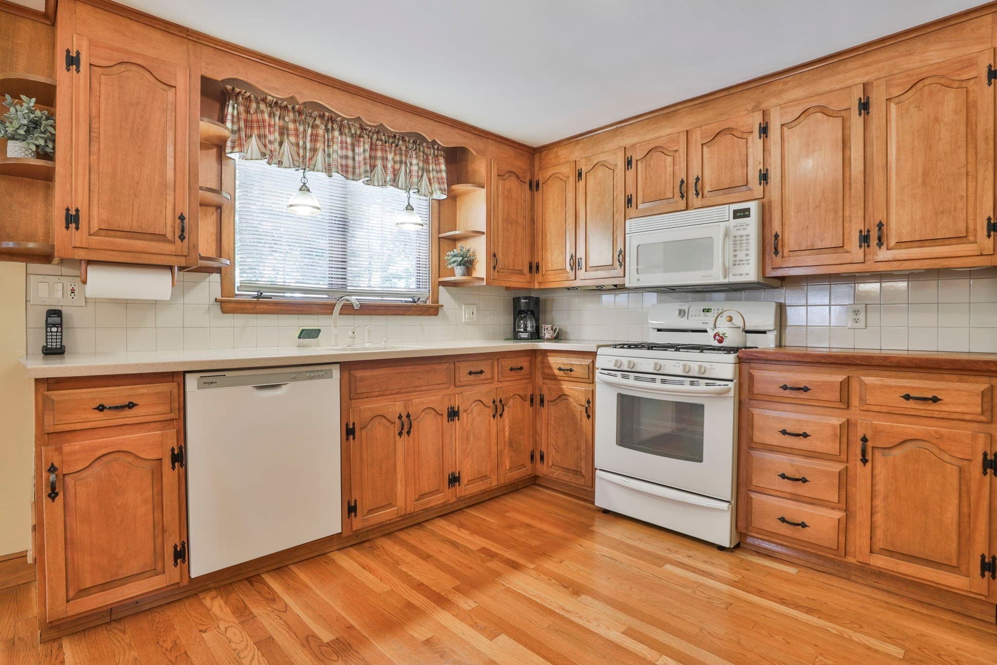 Single Family Residence at 93 Butler Ave, Wakefield MA 01880, Wakefield, photo 16 of 40