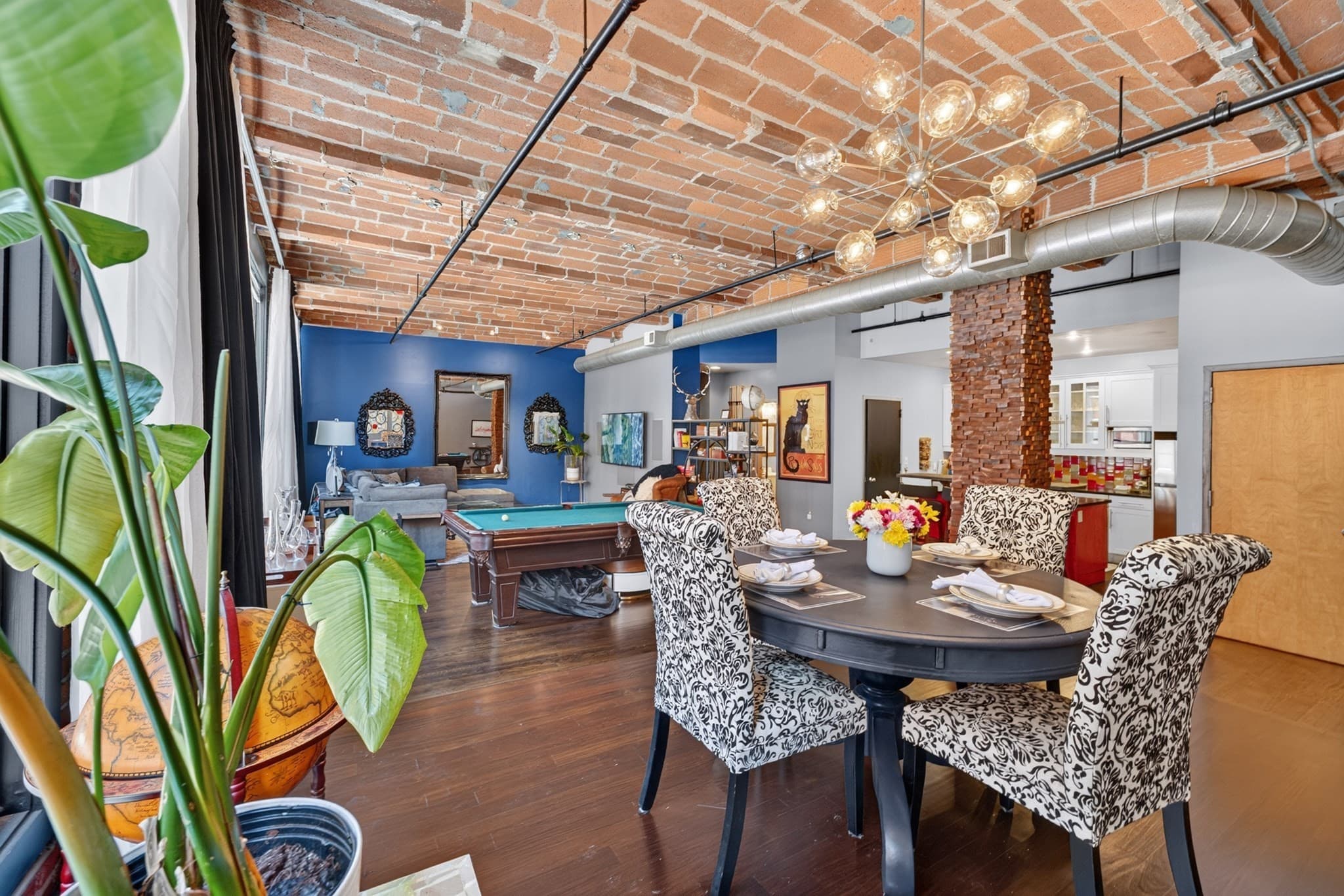 Condominium at 121 Beach # 202, Boston MA 02111, Boston, photo 2 of 27