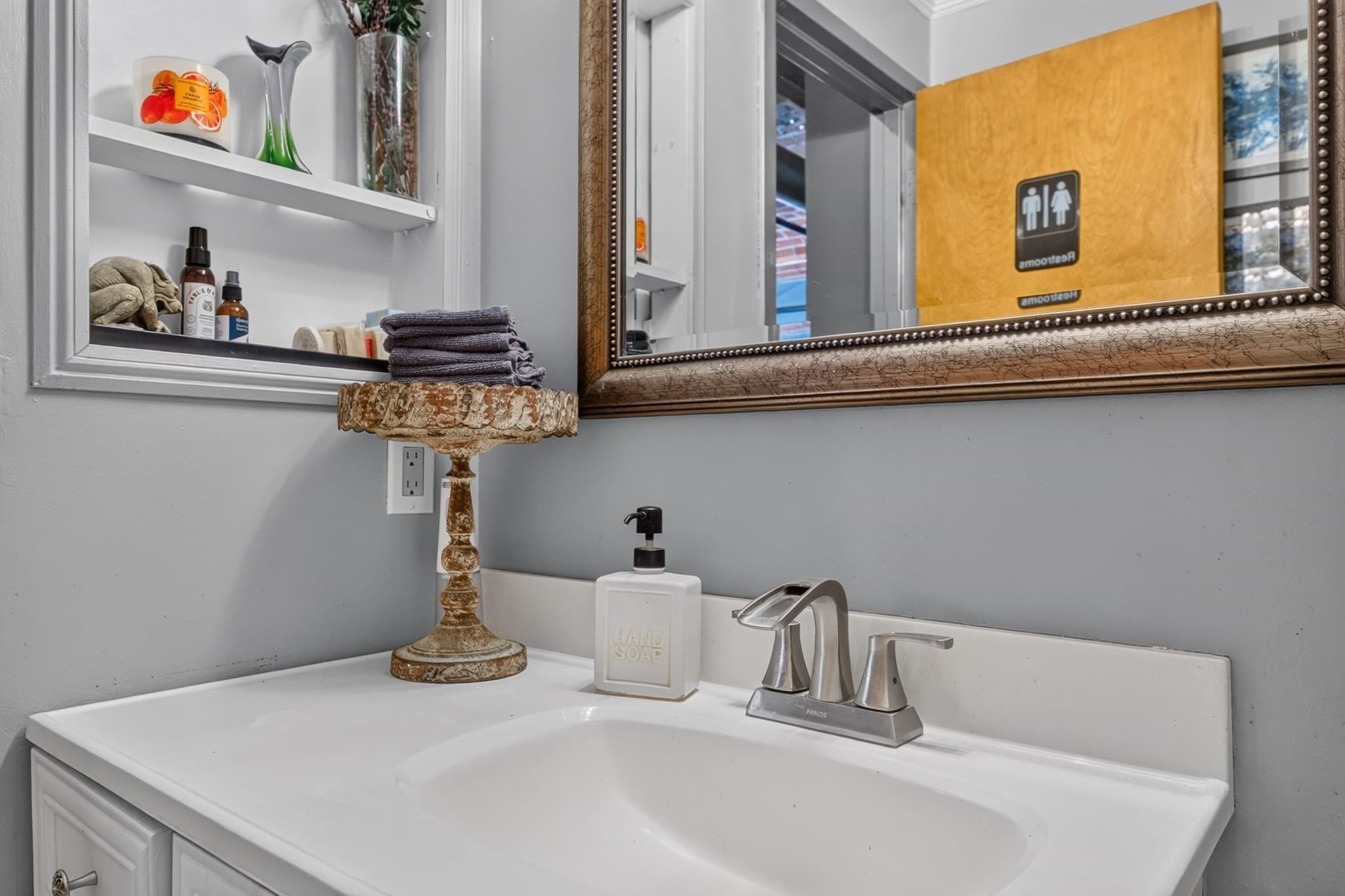 Condominium at 121 Beach # 202, Boston MA 02111, Boston, photo 26 of 27