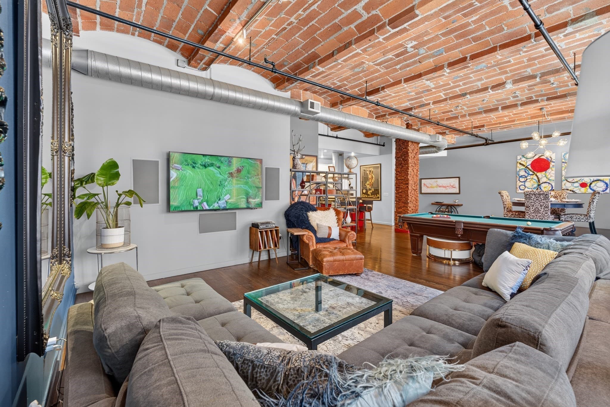 Condominium at 121 Beach # 202, Boston MA 02111, Boston, photo 4 of 27
