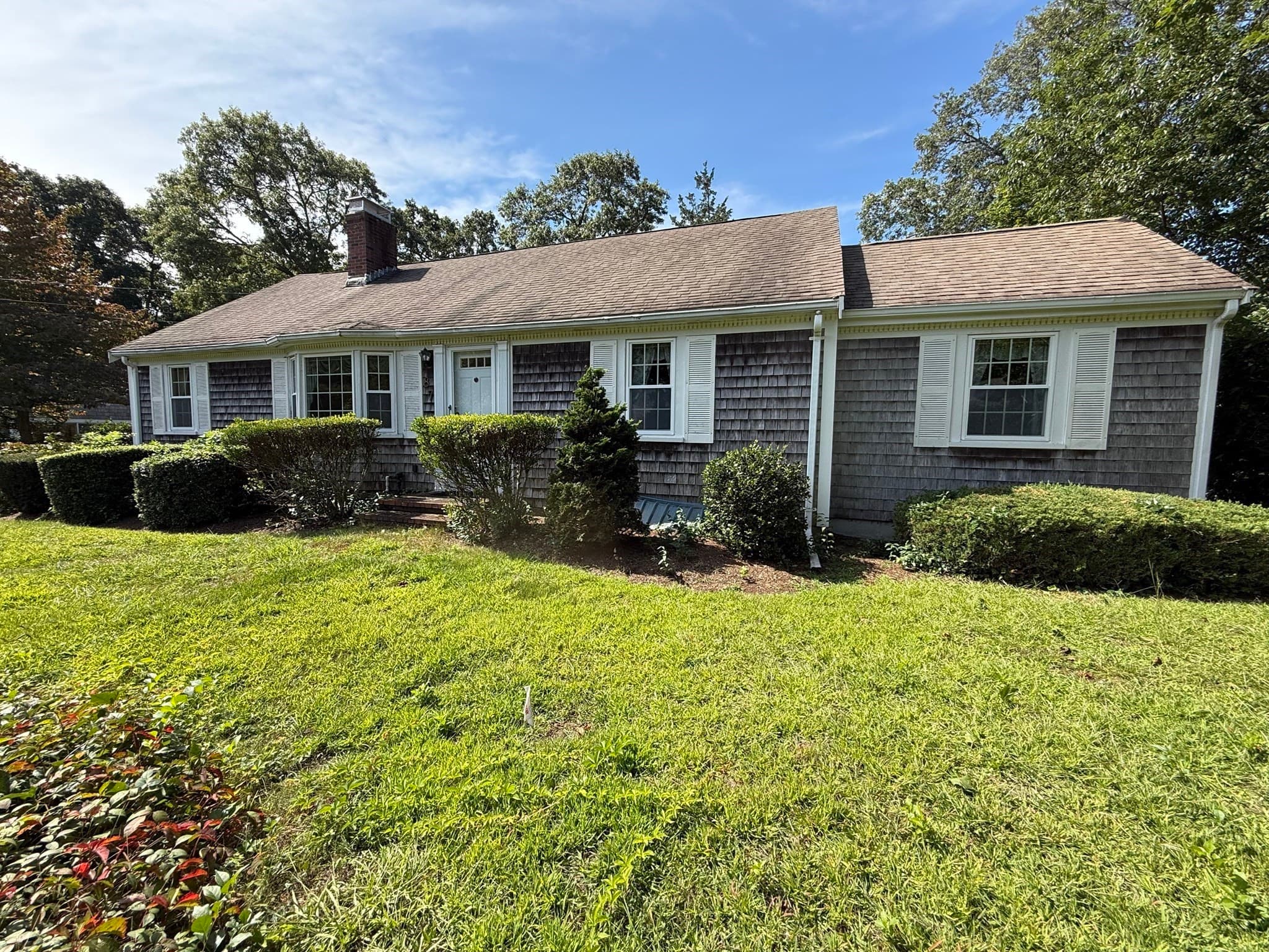 Single Family Residence at 87 Hinckley Circle, Barnstable MA 02655, Barnstable, photo 2 of 32