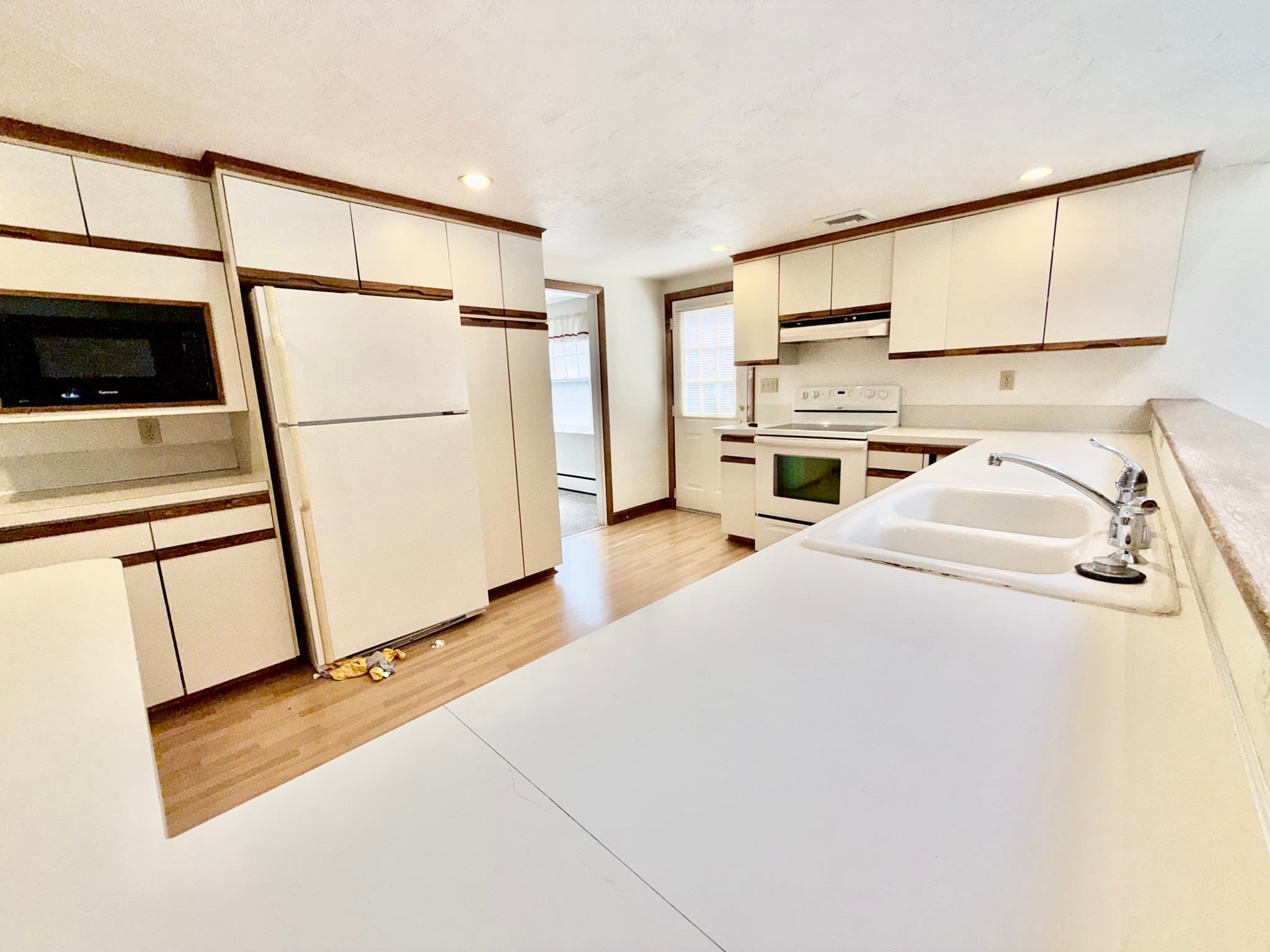 Single Family Residence at 87 Hinckley Circle, Barnstable MA 02655, Barnstable, photo 14 of 32