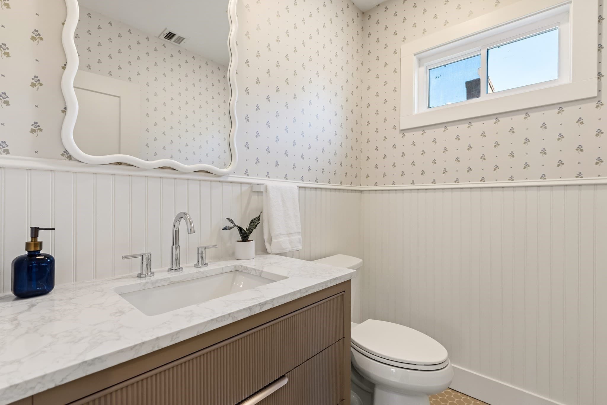 Condominium at 24 Olney # 24, Watertown MA 02472, Watertown, photo 11 of 30