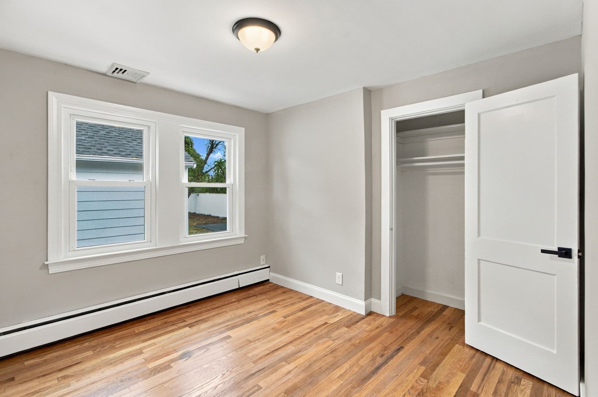 Single Family Residence at 18 Murphy Rd, Barnstable MA 02601, Barnstable, photo 14 of 31