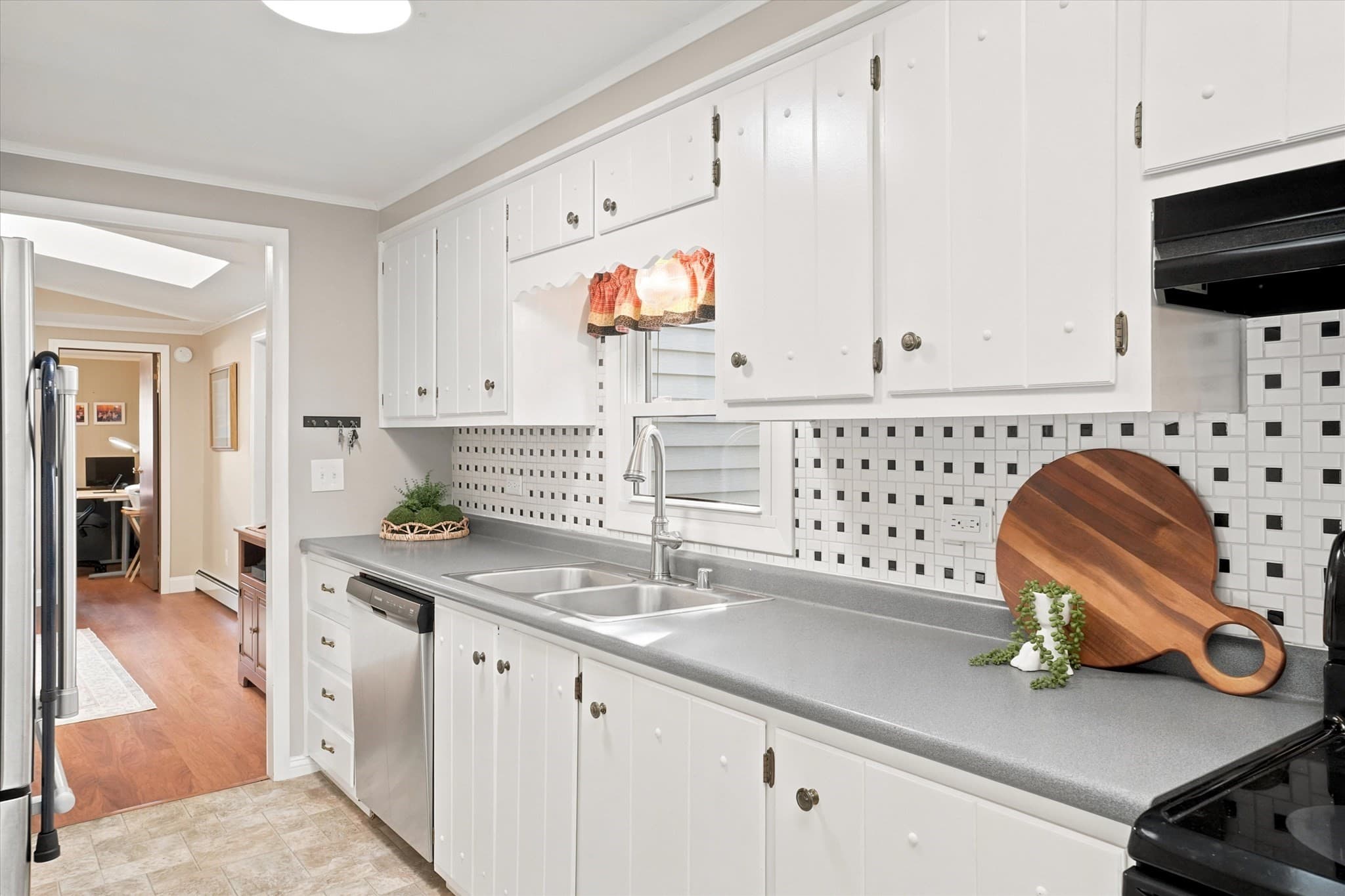 Mobile Home at 1 Lisa Circle, Merrimac MA 01860, Merrimac, photo 13 of 33