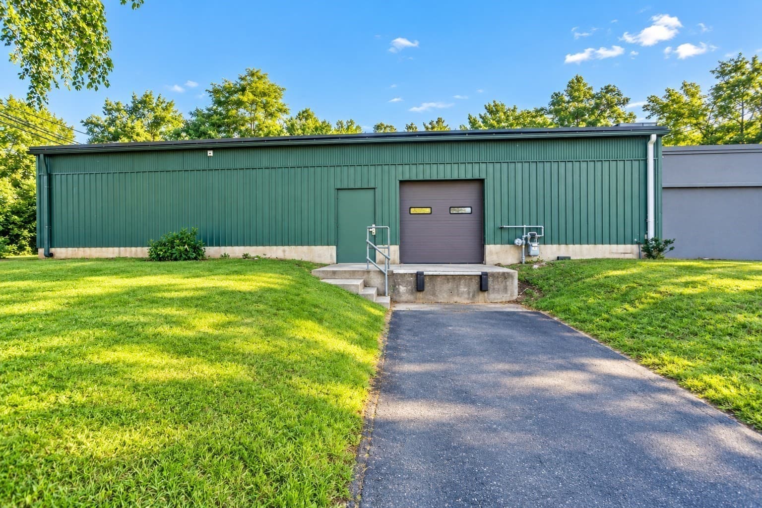 Commercial Sale at 21 Mainline Dr, Westfield MA 01085, Westfield, photo 3 of 42