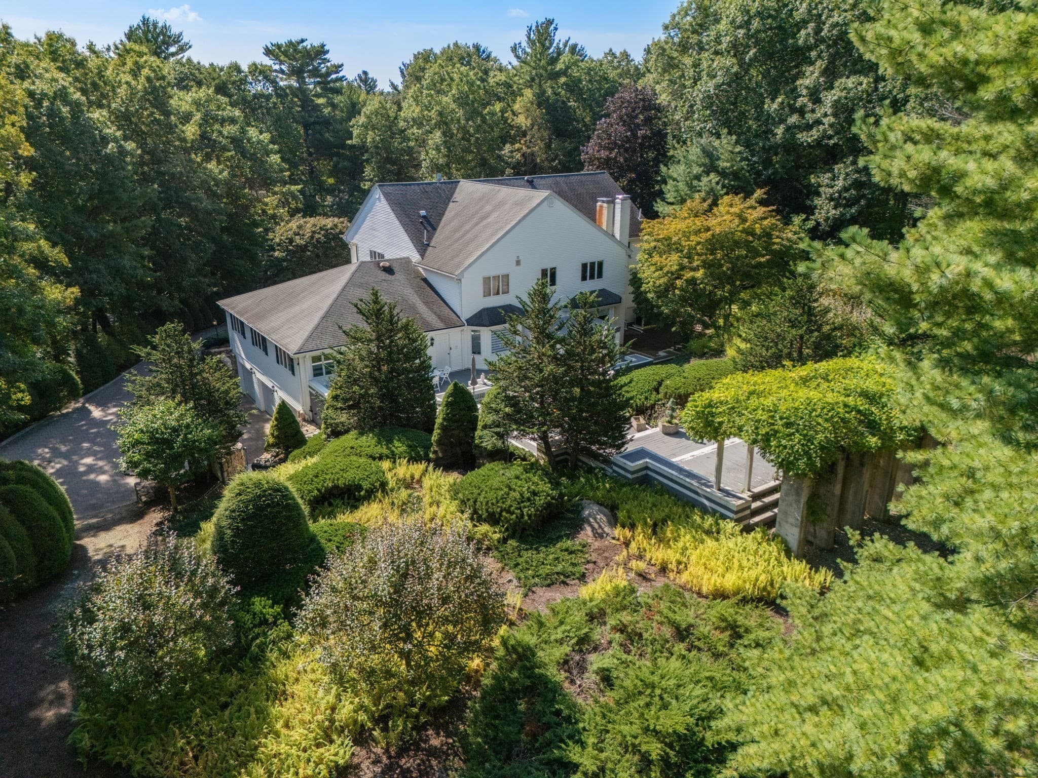 Single Family Residence at 14 Grand Hill Dr, Dover MA 02030, Dover, photo 34 of 37