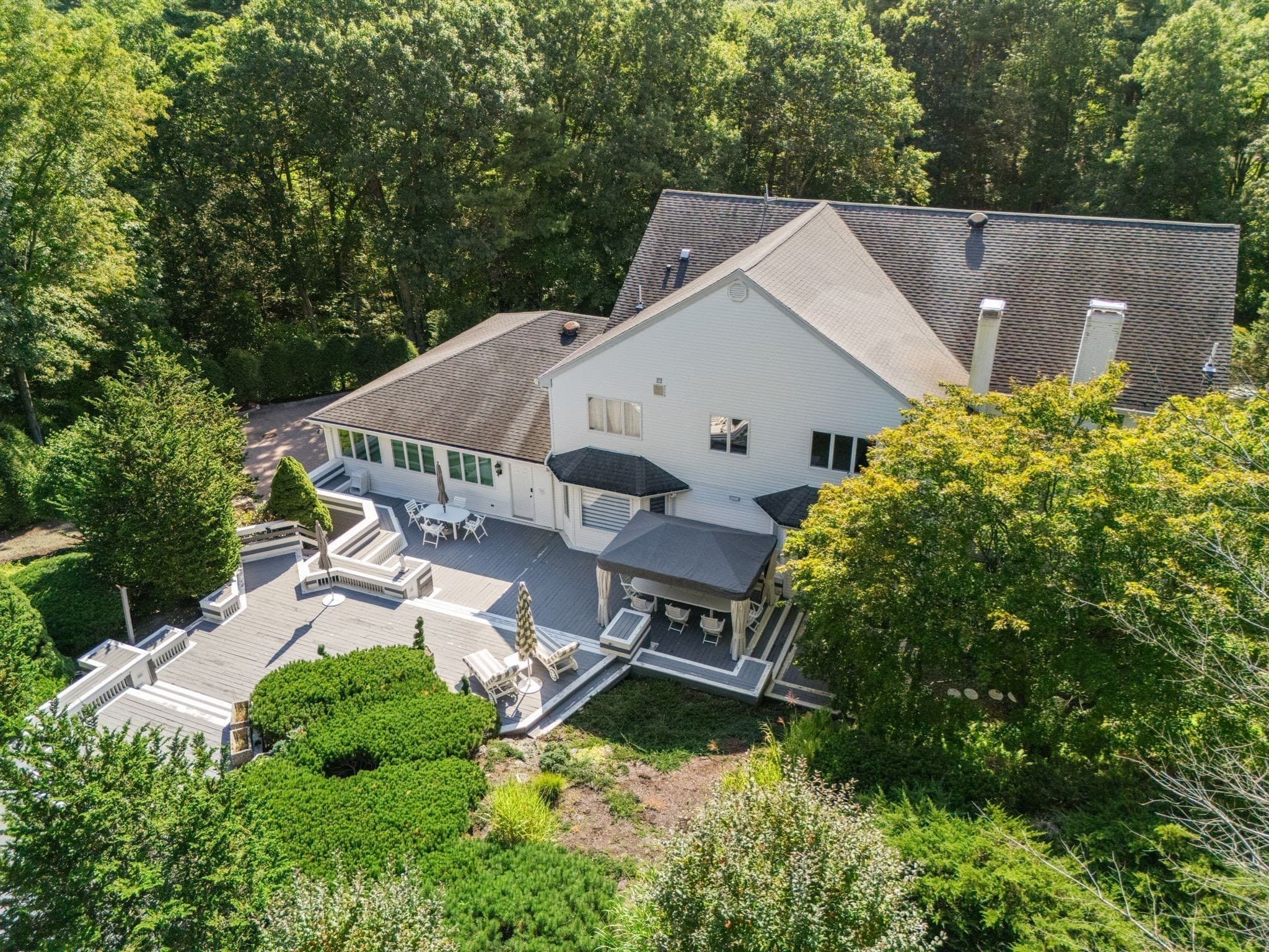 Single Family Residence at 14 Grand Hill Dr, Dover MA 02030, Dover, photo 35 of 37