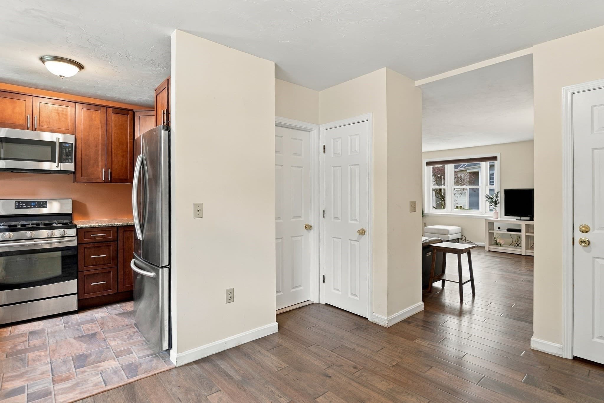 Condominium at 2 Summerville Road # 2, Foxboro MA 02035, Foxboro, photo 12 of 35