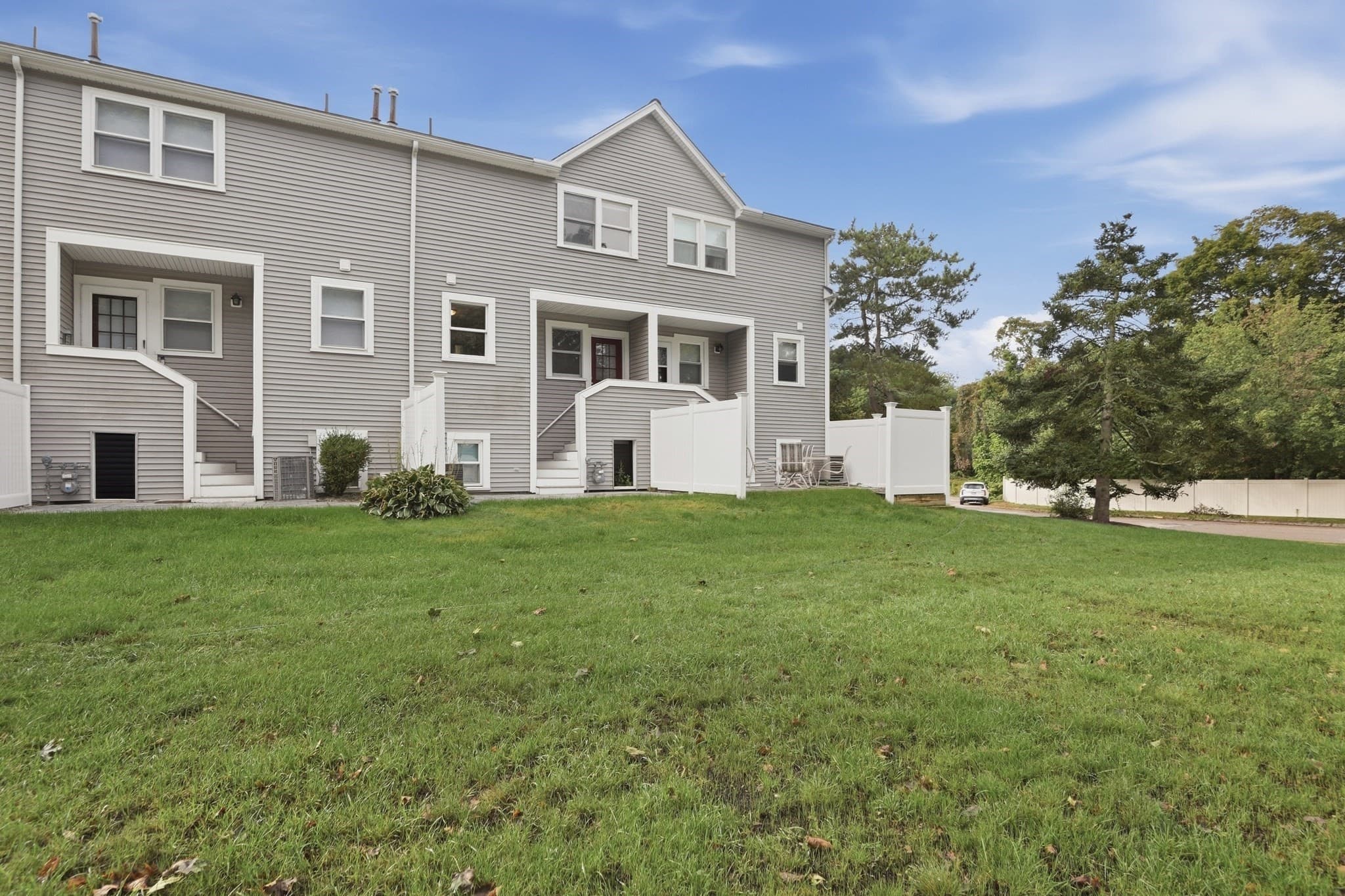 Condominium at 2 Summerville Road # 2, Foxboro MA 02035, Foxboro, photo 30 of 35