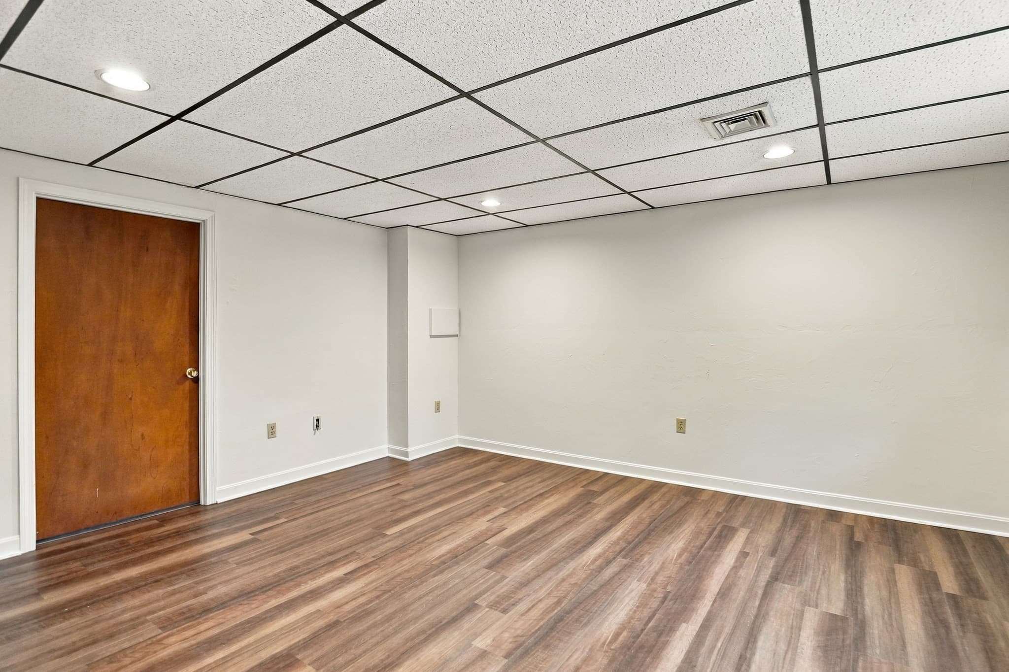 Condominium at 2 Summerville Road # 2, Foxboro MA 02035, Foxboro, photo 25 of 35