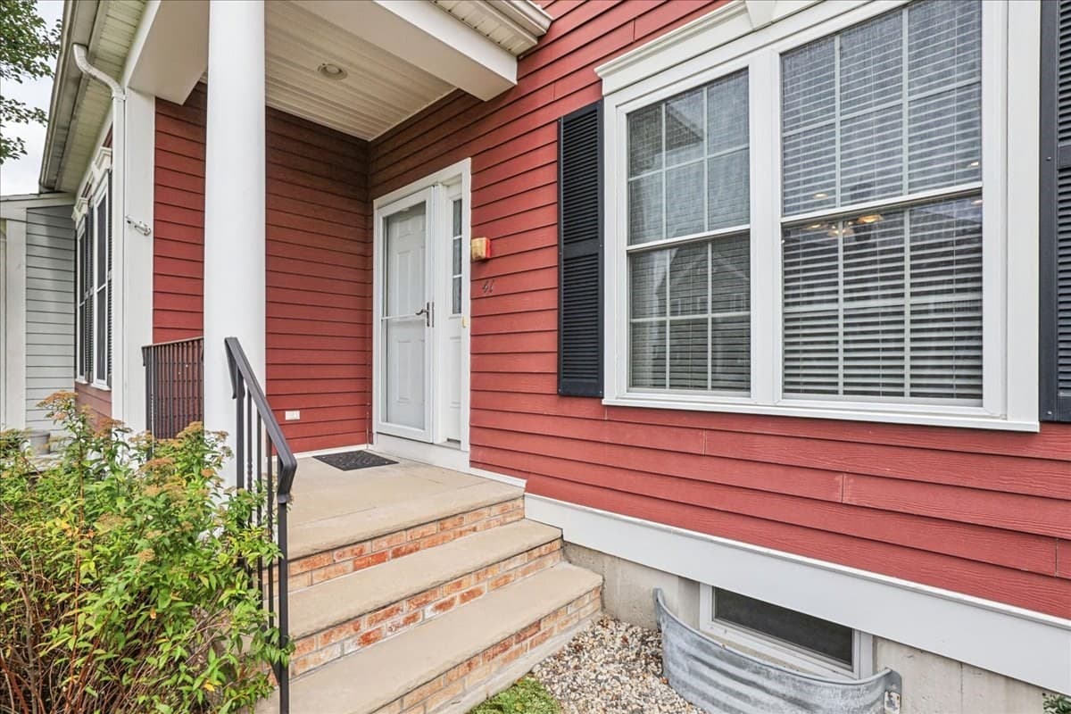 Condominium at 41 Meeting House Road # 41, Norfolk MA 02056, Norfolk, photo 2 of 39