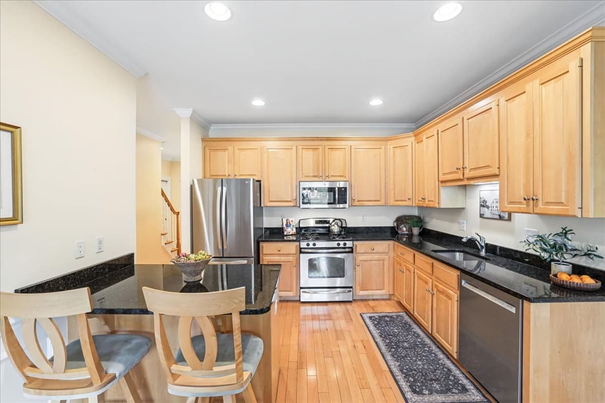 Condominium at 41 Meeting House Road # 41, Norfolk MA 02056, Norfolk, photo 10 of 39