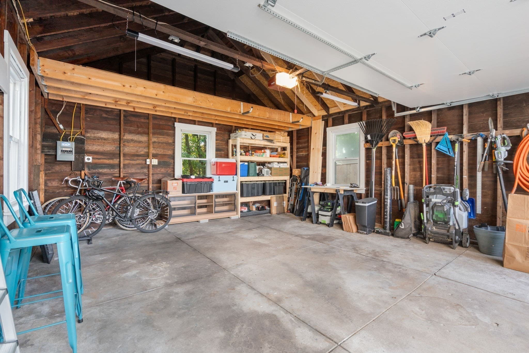 Single Family Residence at 8 Ardmore Rd, Boston MA 02132, Boston, photo 24 of 26