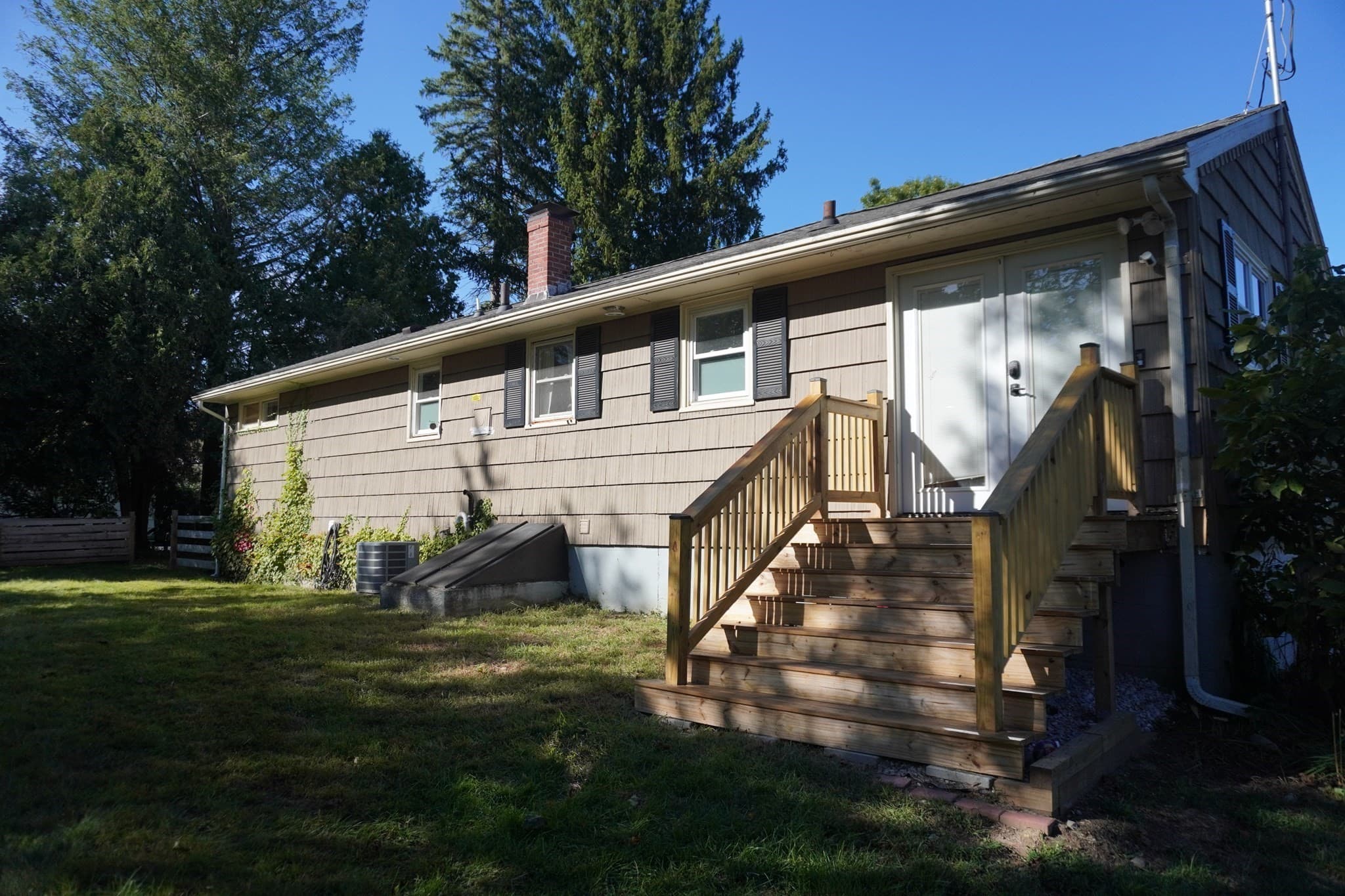 Single Family Residence at 268 Sterling St, Lancaster MA 01523, Lancaster, photo 6 of 37